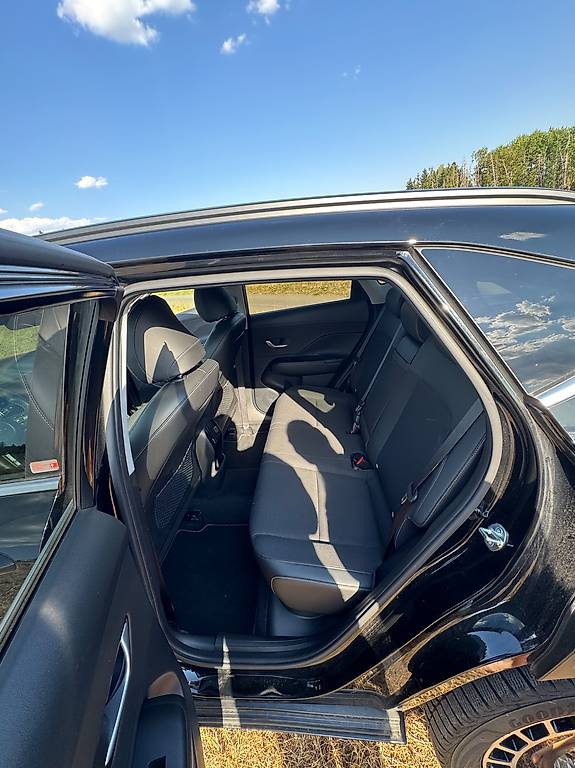 HYUNDAI KONA-image-4