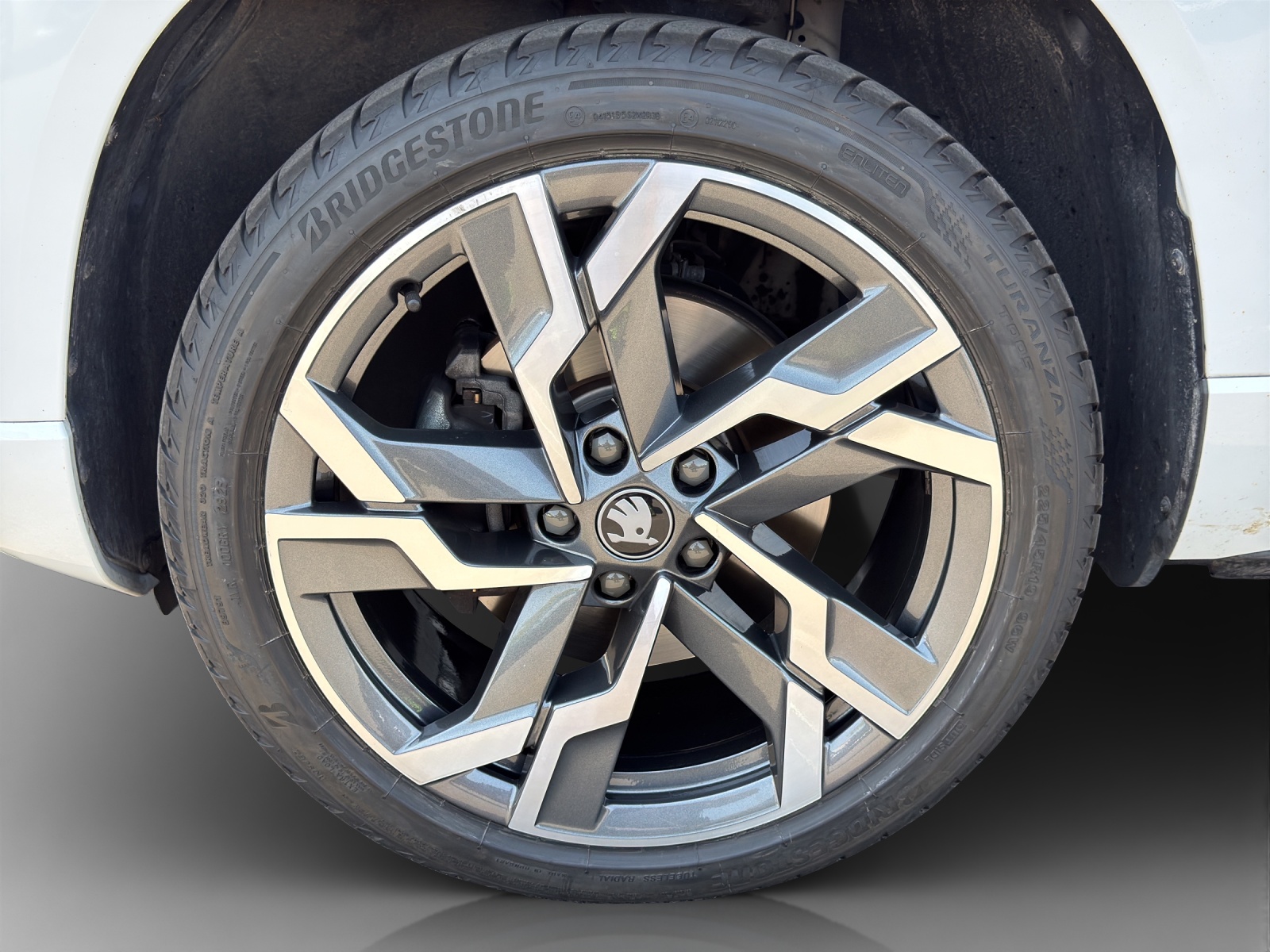 SKODA Karoq 2.0 TSI SportLine 4x4 DSG-image-13