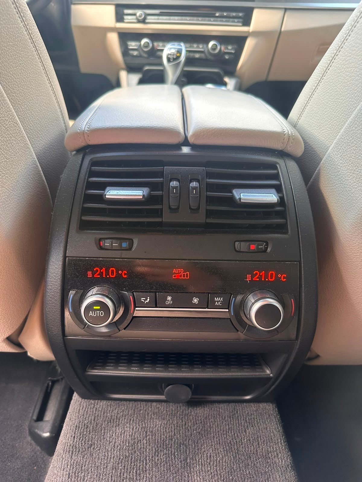 BMW M550d xDrive Steptronic-image-13