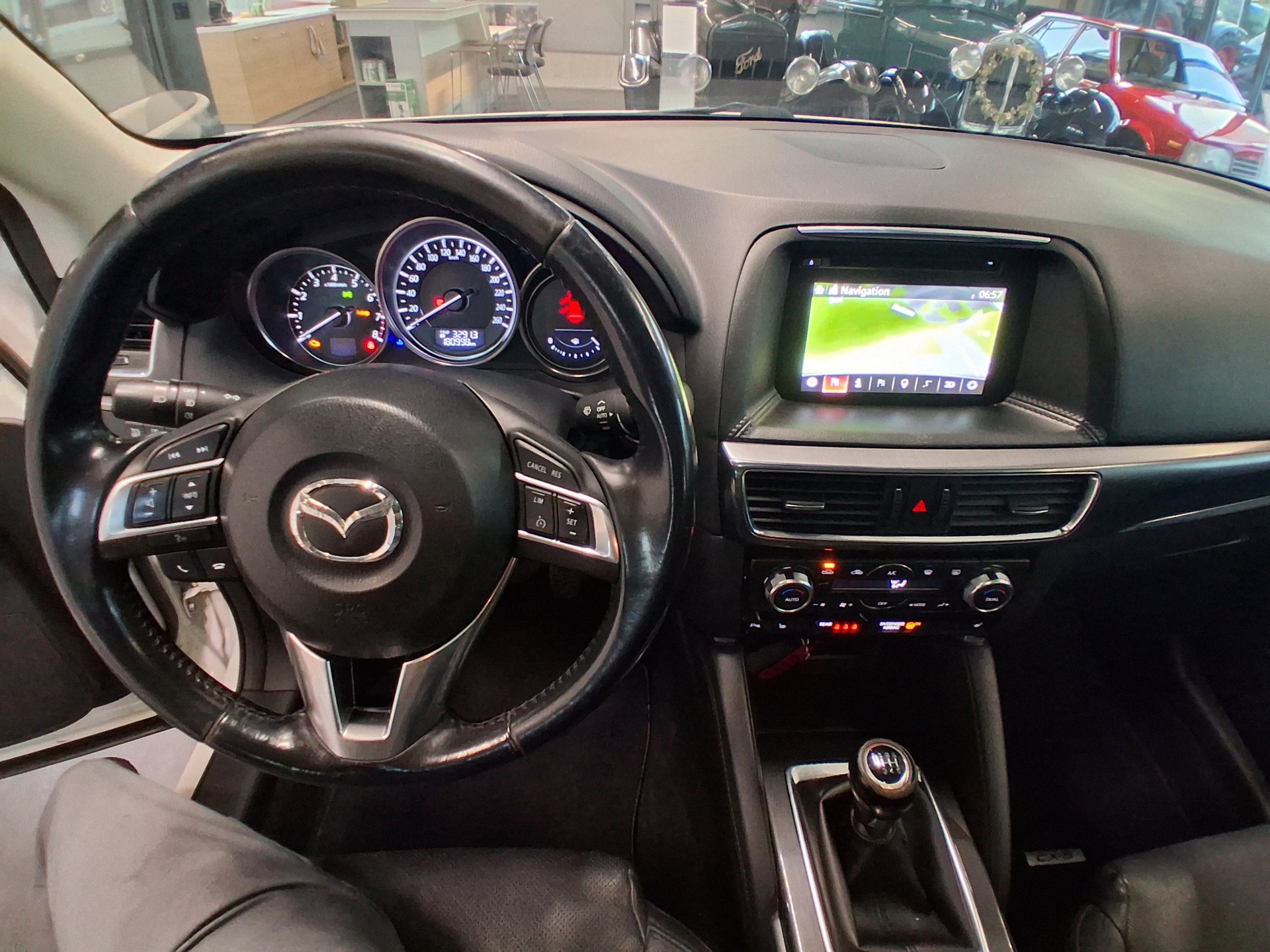 MAZDA CX-5 2.0 Revolution AWD-image-7
