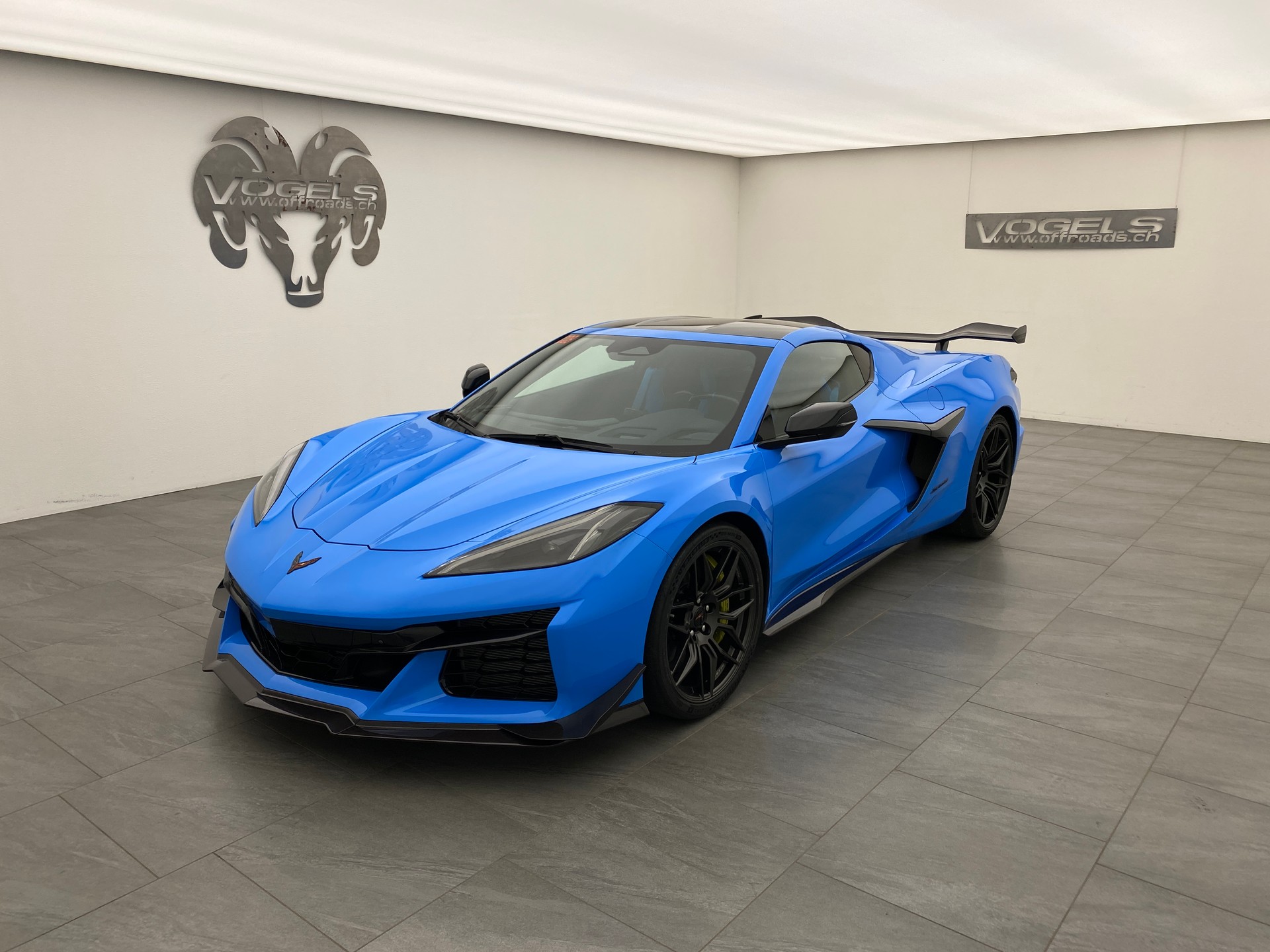 CHEVROLET Corvette C8 Z06 3LZ Z07 Performance Carbon-image-0
