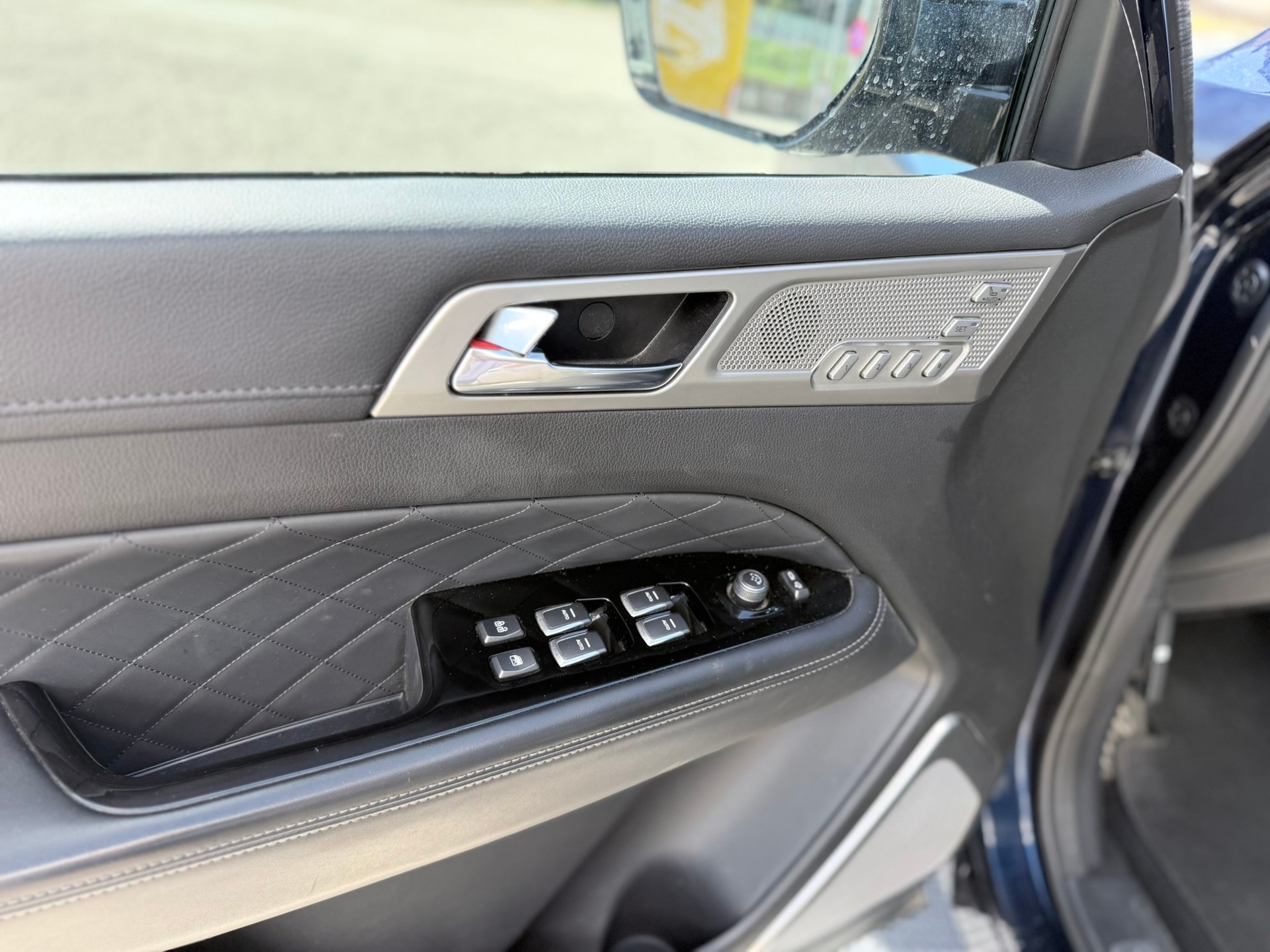 KGM-SsangYong Rexton RX220 e-XDi Sapphire 4WD-image-15