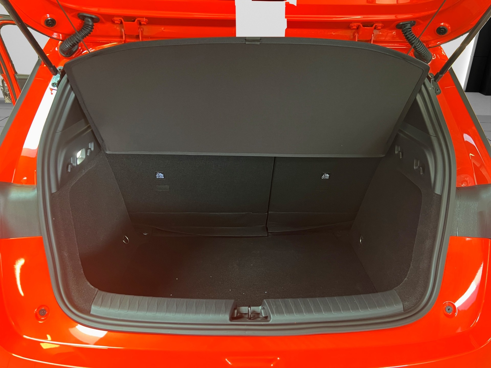 BYD Dolphin G DM-i Comfort-image-14