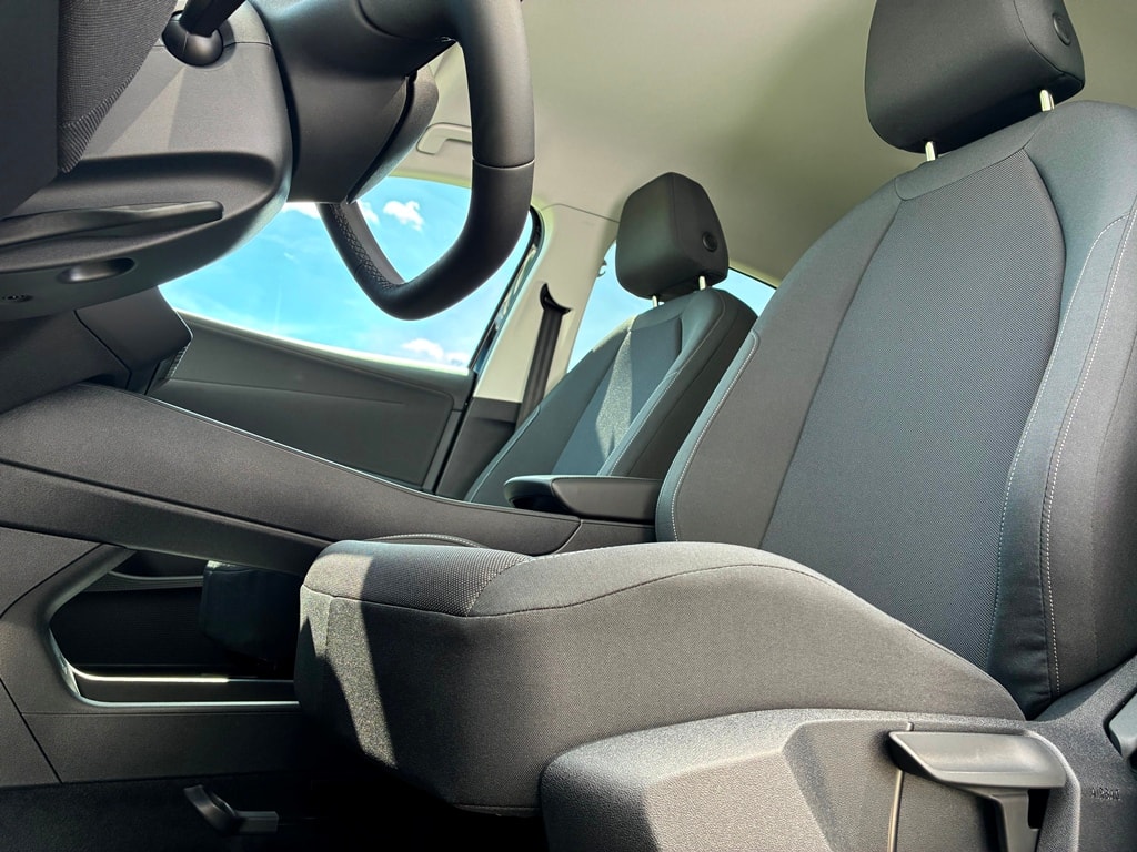 VW ID.Polo 52 kWh Life Edition One-image-16