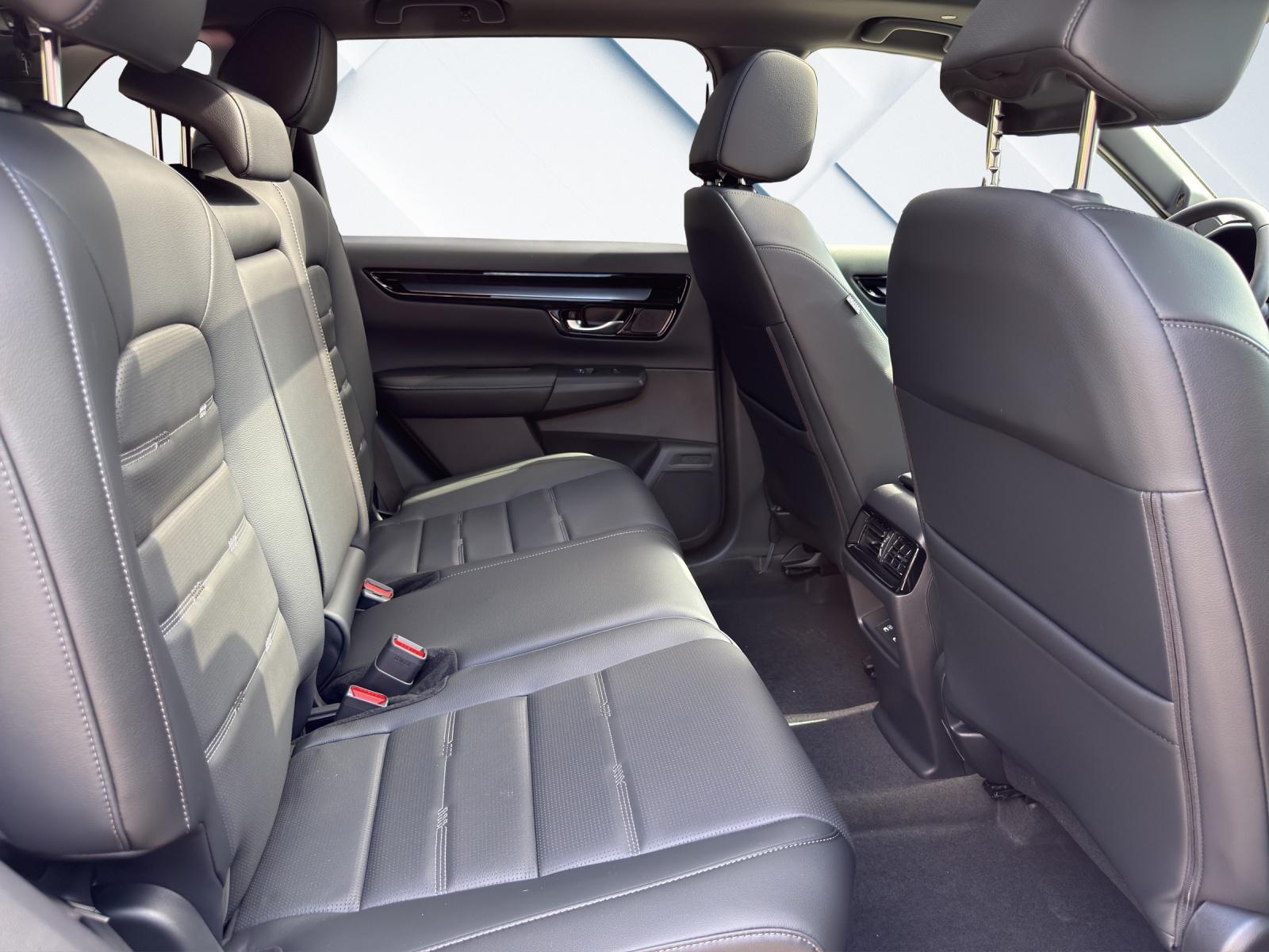 HONDA CR-V 2.0 i-MMD Advance 4WD, Leasing Aktion 1.9 %, inkl. GRATIS Winterräder in Wert von 2200.--image-30