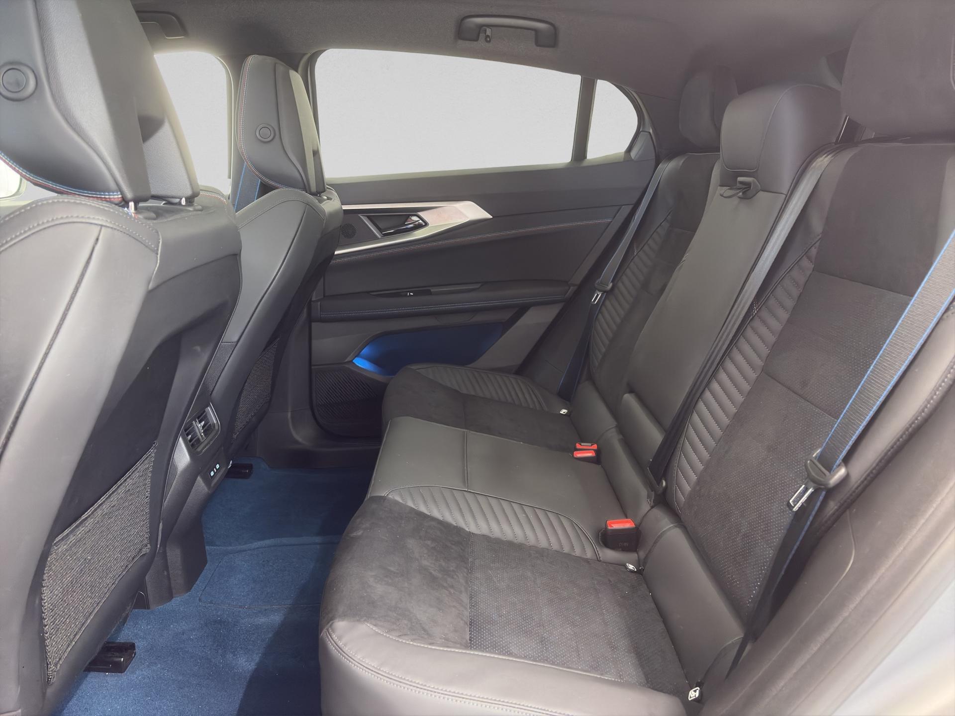 RENAULT Rafale 1.2 E-Tech Plug-in Hybrid 300 4x4 Atelier Alpine-image-14