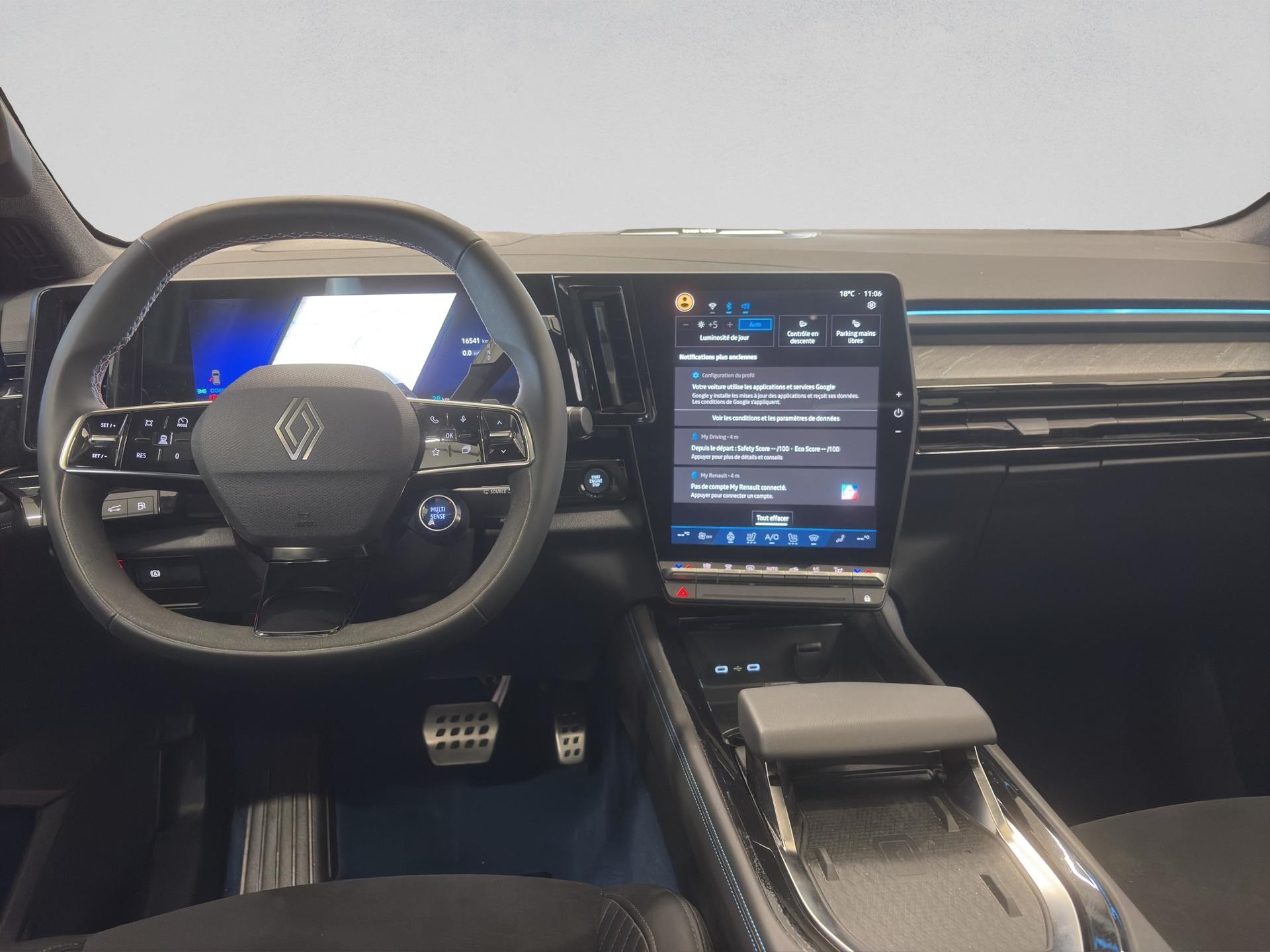 RENAULT Rafale 1.2 E-Tech Plug-in Hybrid 300 4x4 Atelier Alpine-image-13