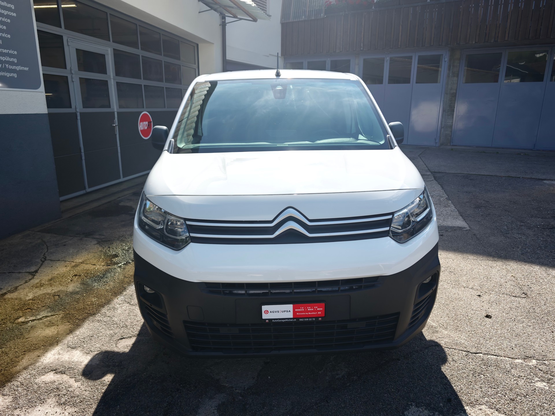 CITROEN Berlingo Van 1.6 Blue HDi 100 s/s Worker 1000kg-image-9