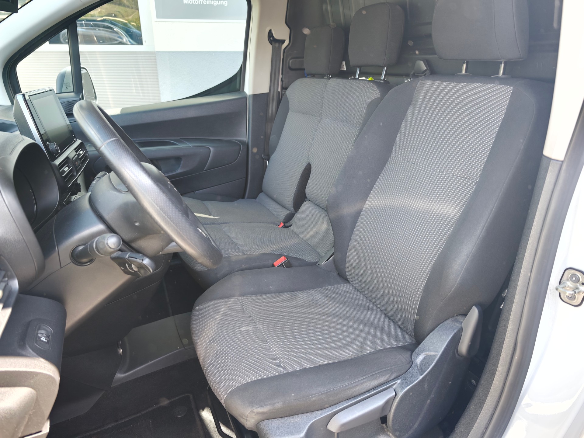 CITROEN Berlingo Van 1.6 Blue HDi 100 s/s Worker 1000kg-image-16