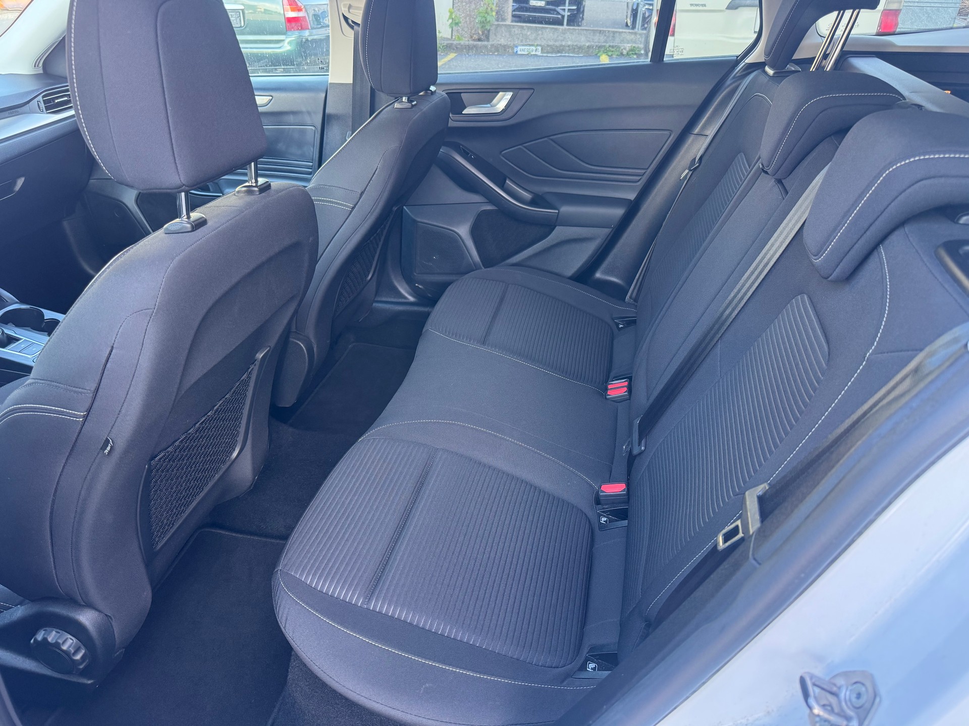 FORD Focus 1.5 SCTi Active Automatic-image-4