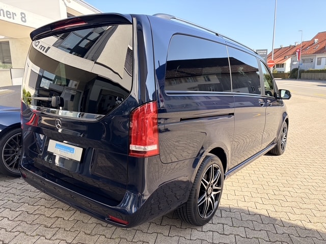 MERCEDES-BENZ V 300 d lang Avantgarde AMG-Line 4Matic 9G-Tronic-image-2