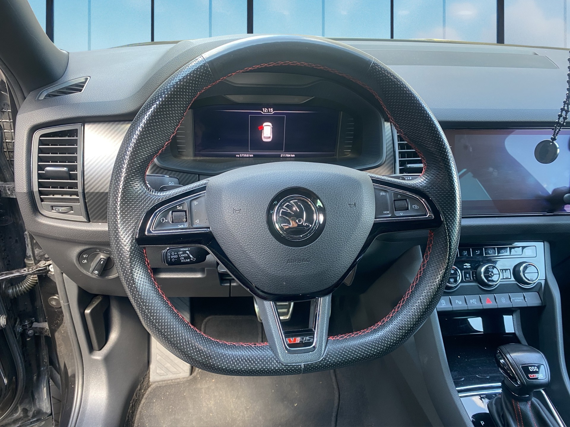 SKODA Kodiaq 2.0 Bi-TDI SCR RS 4x4 DSG-image-10