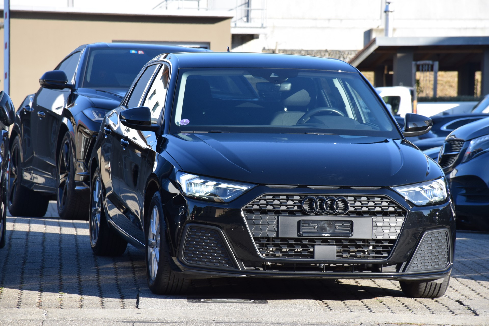 AUDI A1 Sportback 30 TFSI S Line Attraction S-tronic-image-4