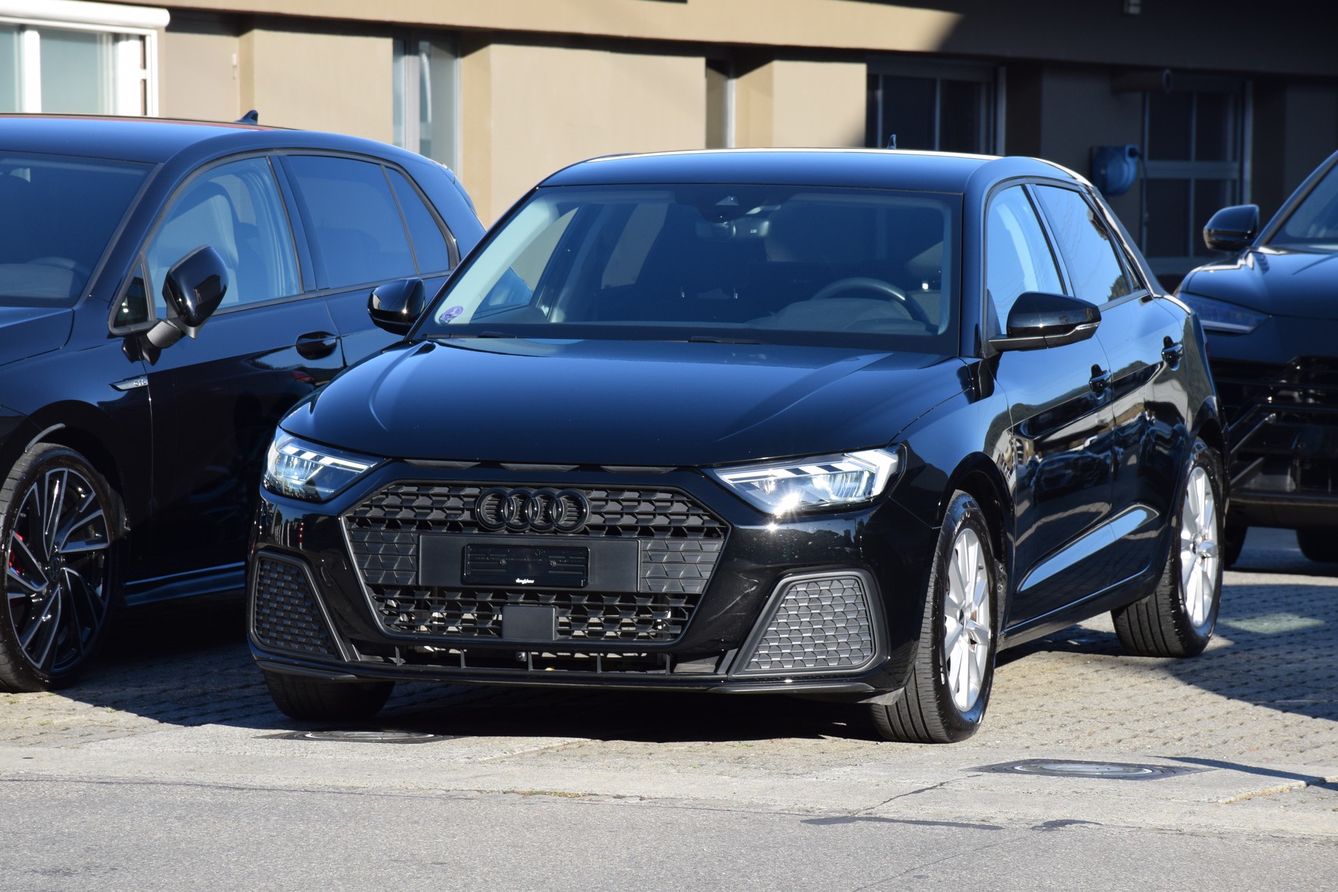 AUDI A1 Sportback 30 TFSI S Line Attraction S-tronic-image-0