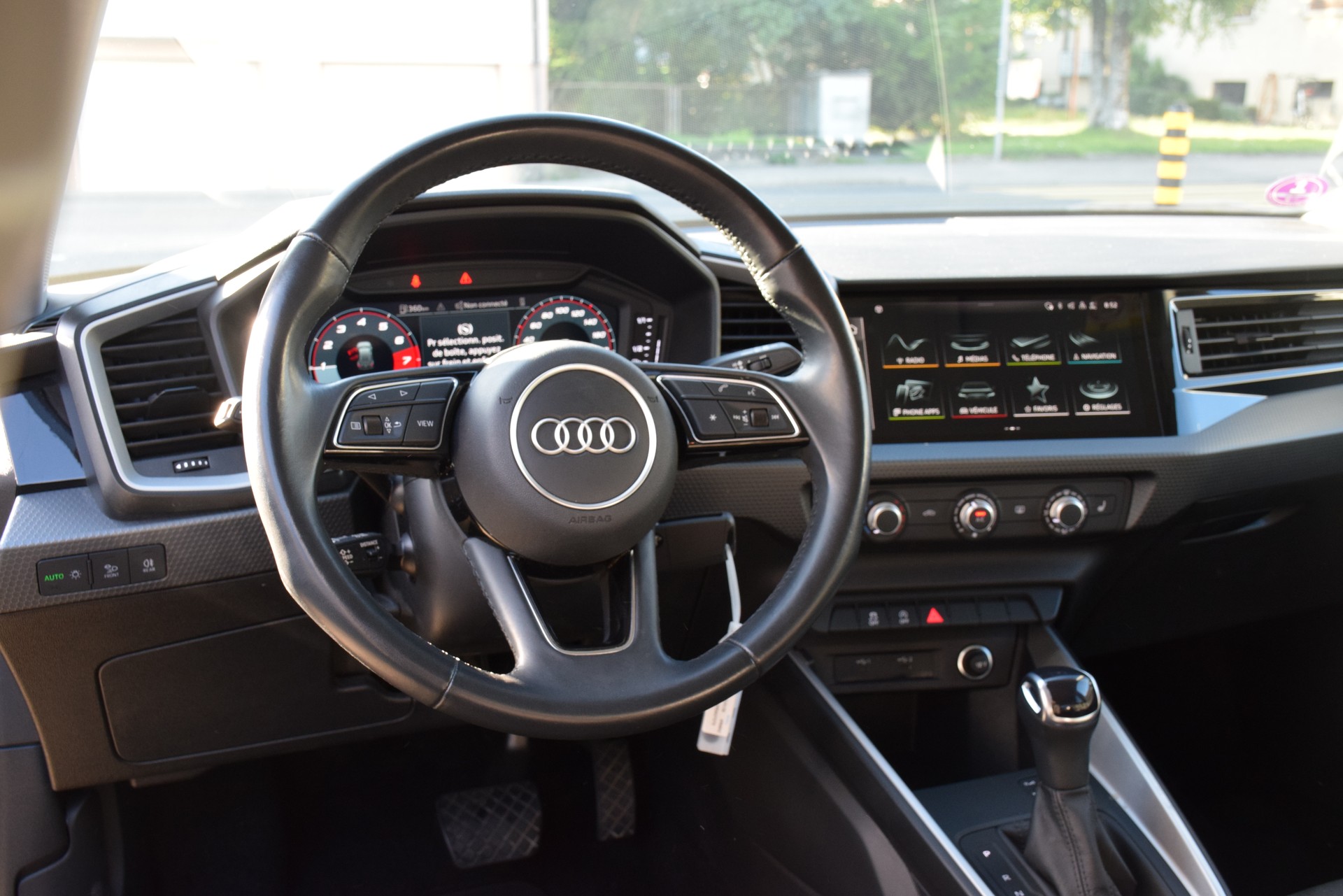 AUDI A1 Sportback 30 TFSI S Line Attraction S-tronic-image-12