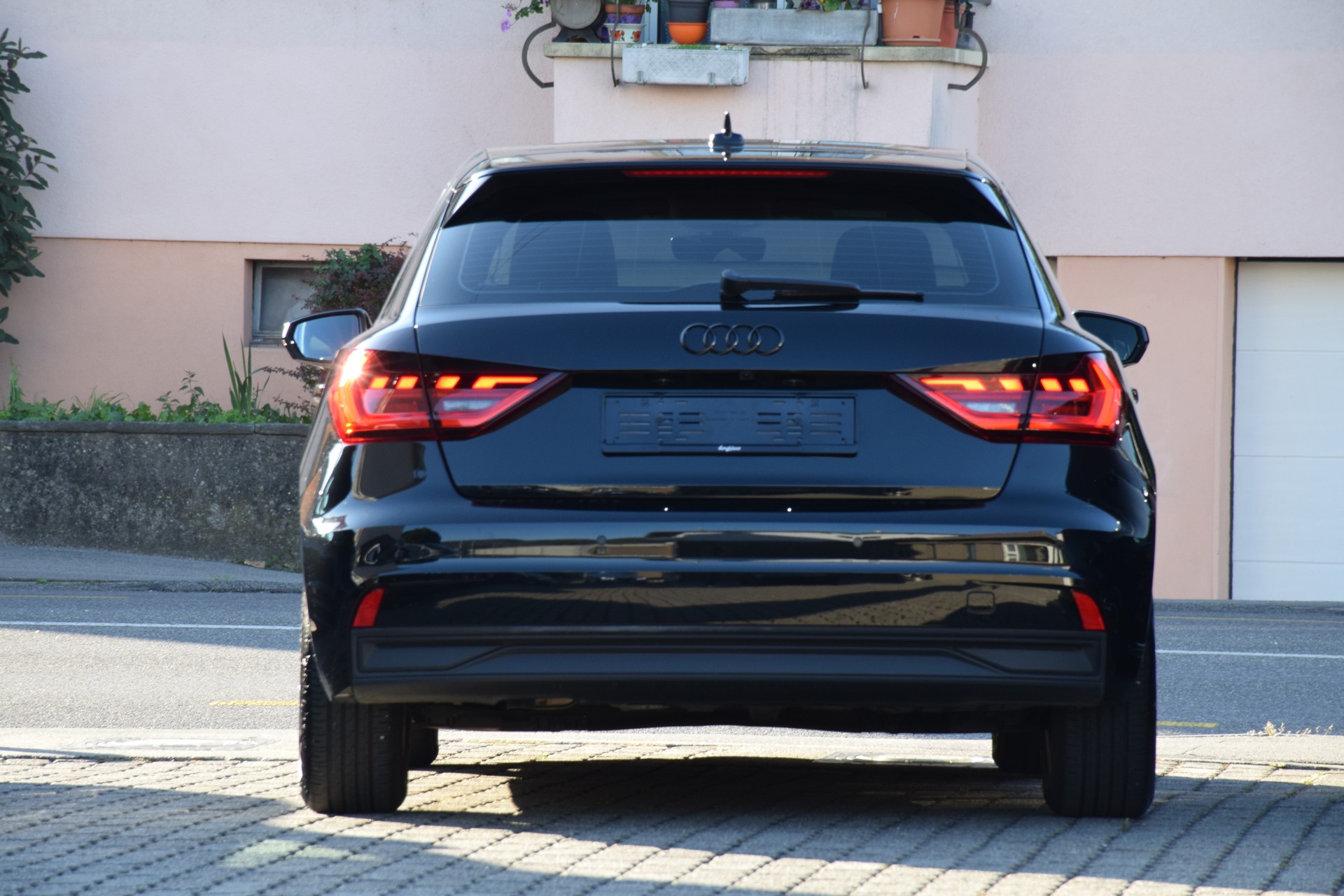AUDI A1 Sportback 30 TFSI S Line Attraction S-tronic-image-9