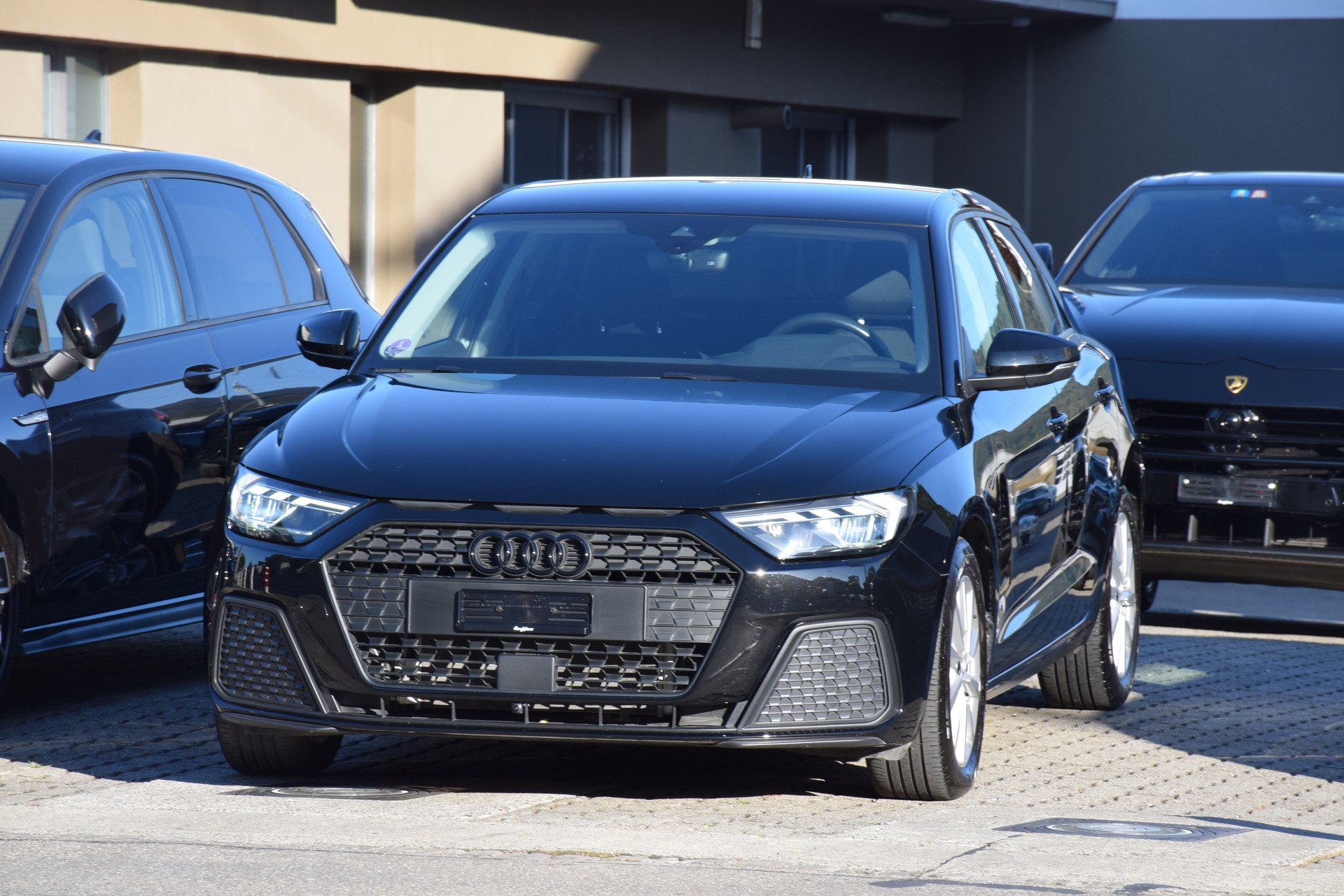 AUDI A1 Sportback 30 TFSI S Line Attraction S-tronic-image-2