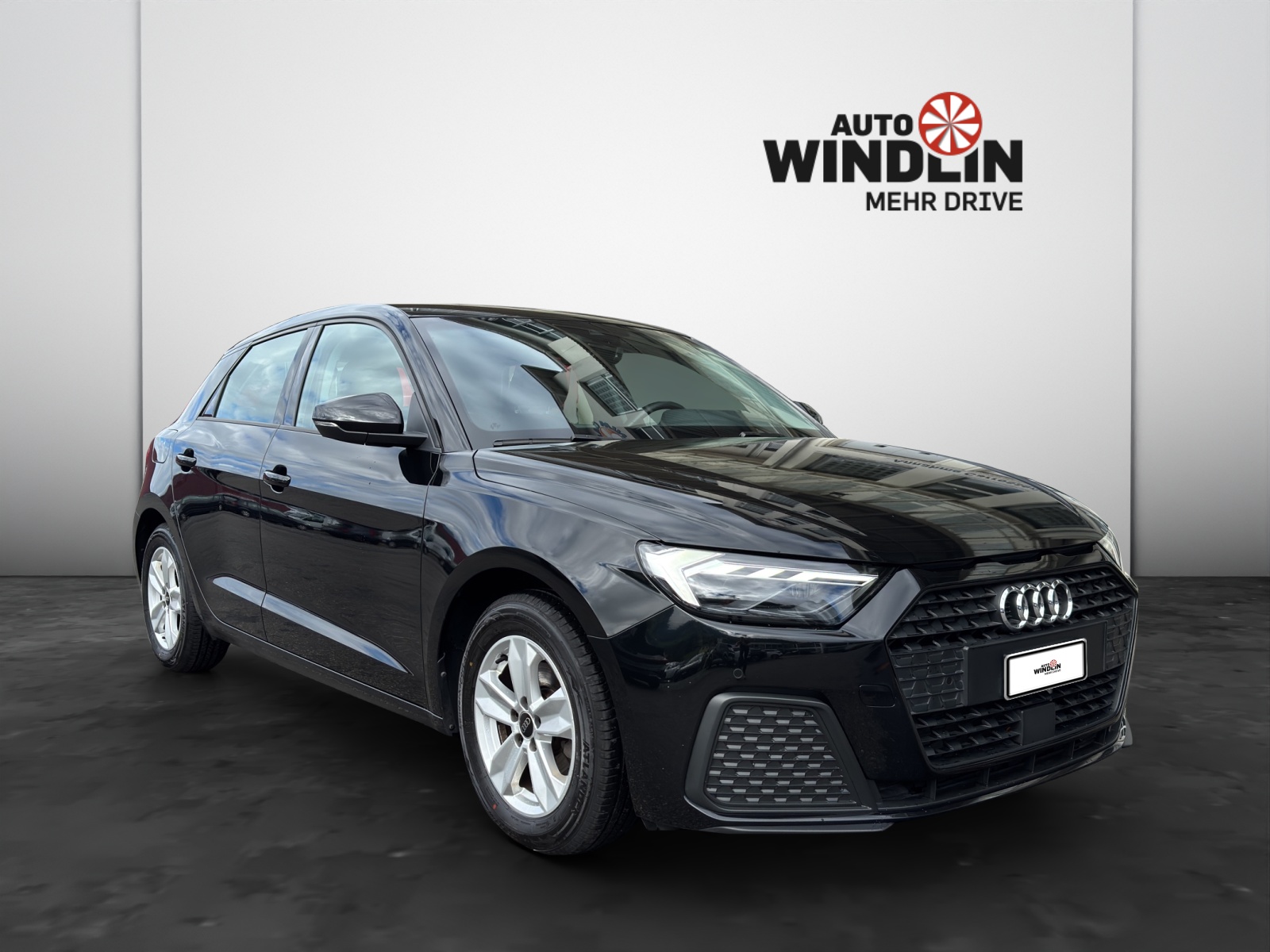AUDI A1 Sportback 1.0 30 TFSI Attraction S-Tronic-image-0