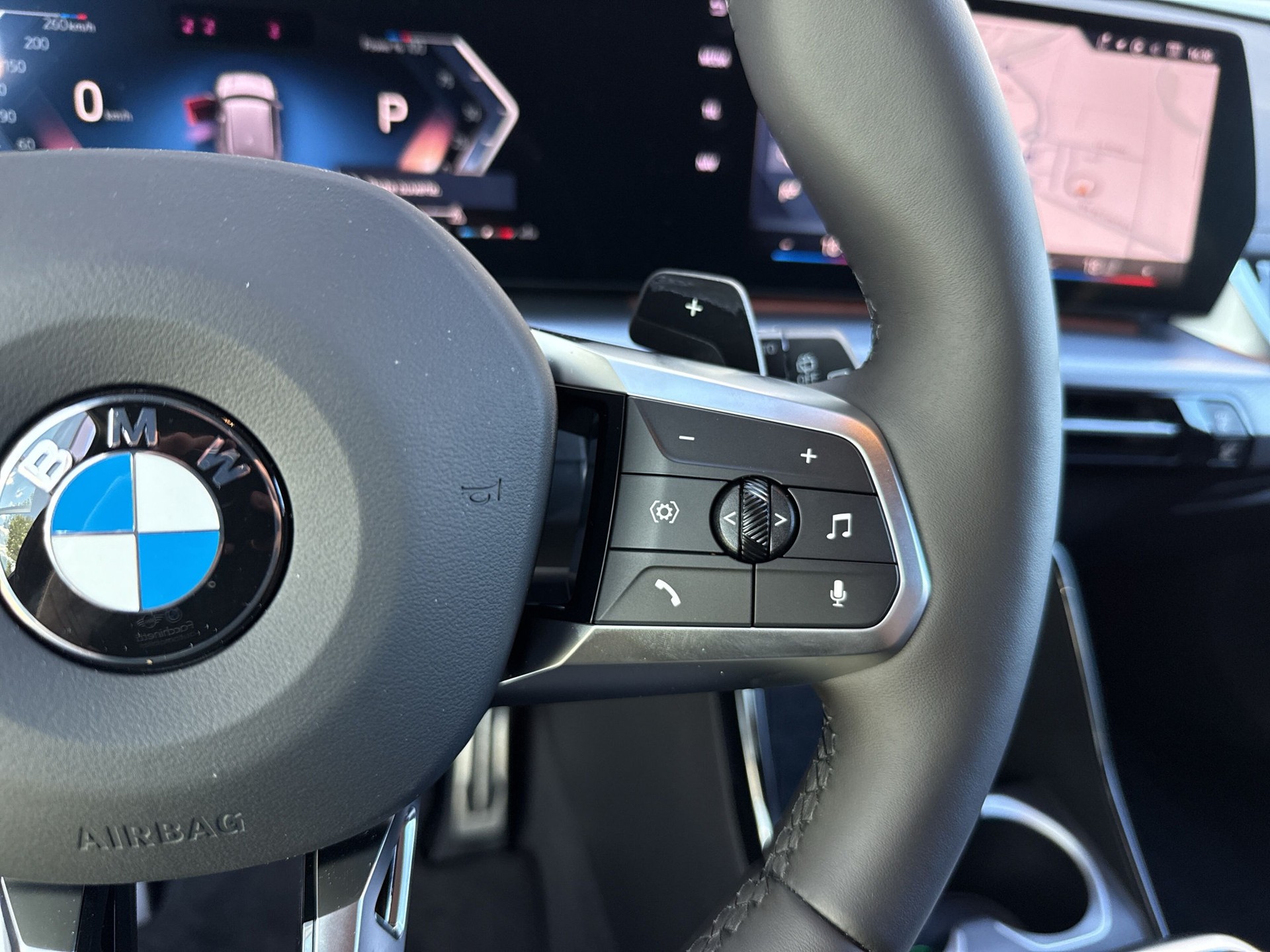 BMW X1 sDrive 18i M Sport-image-15