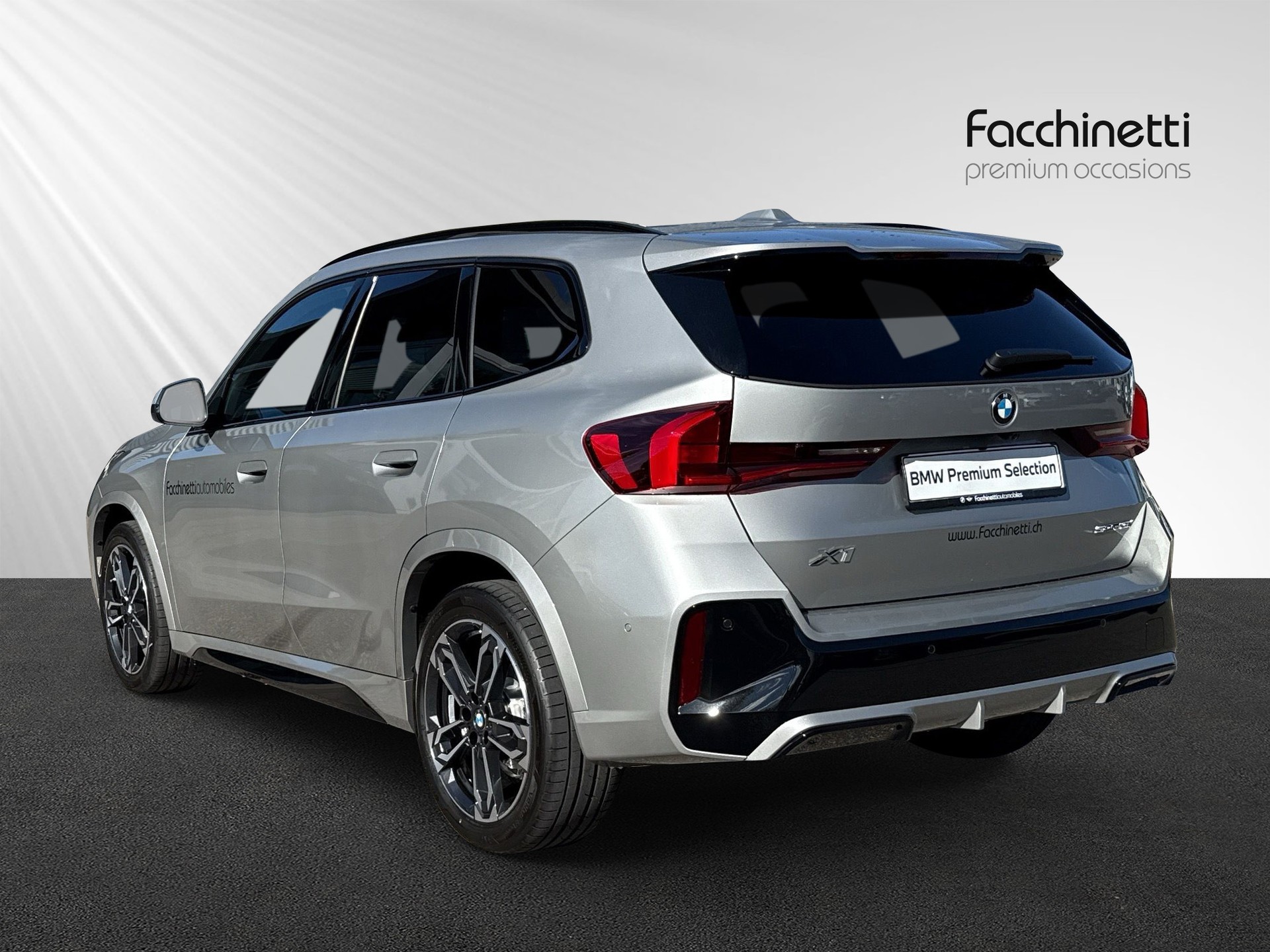 BMW X1 sDrive 18i M Sport-image-2