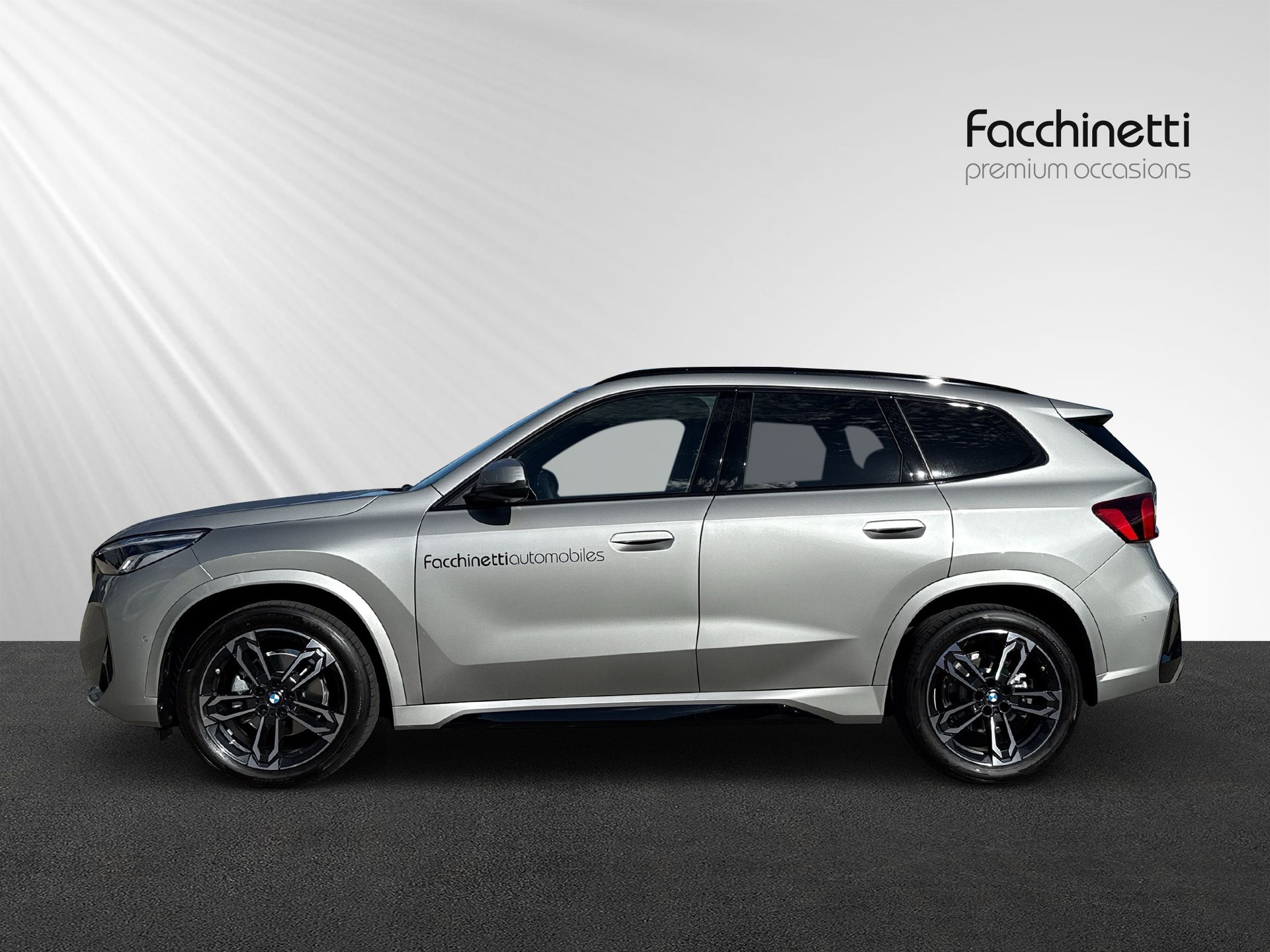 BMW X1 sDrive 18i M Sport-image-1