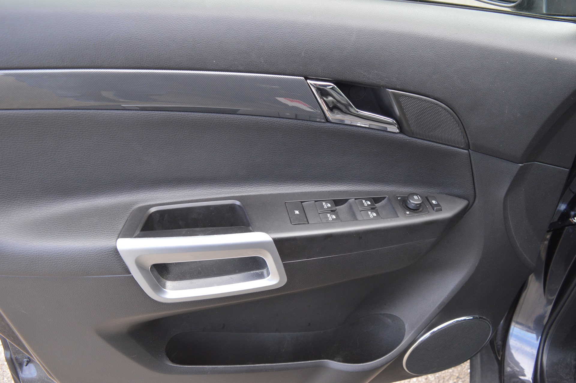 OPEL ANTARA-image-16