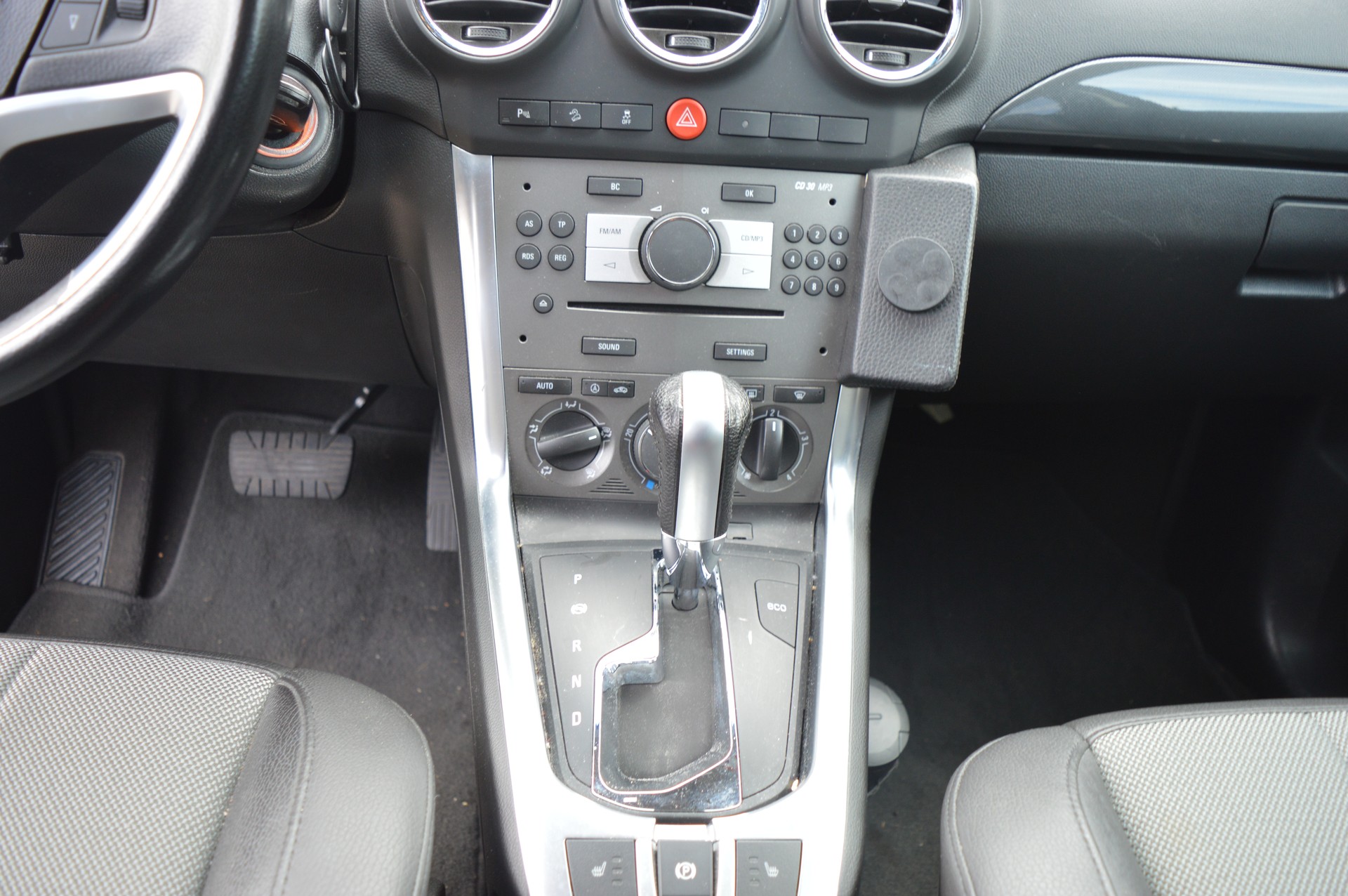 OPEL ANTARA-image-13