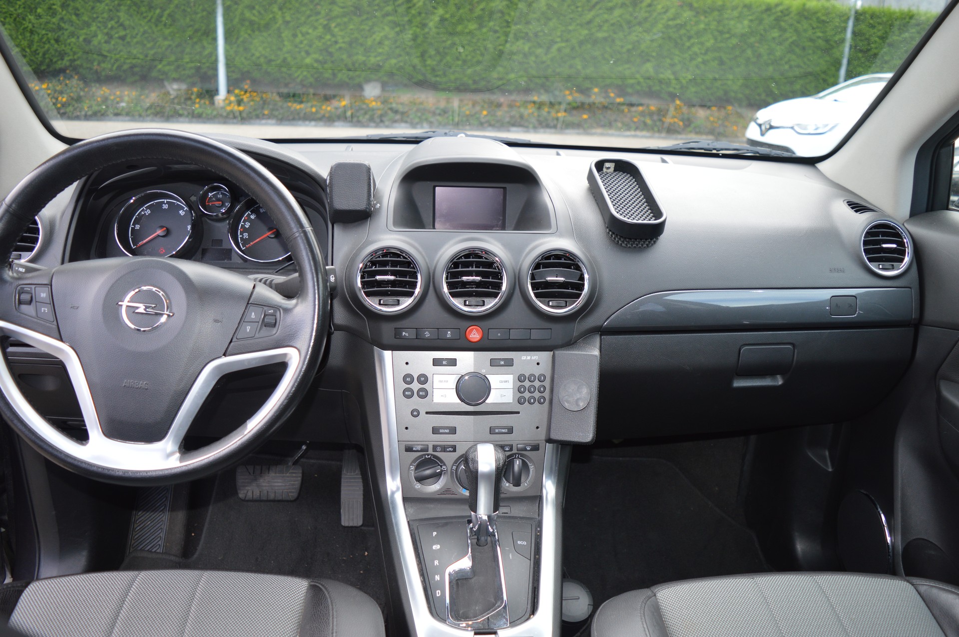 OPEL ANTARA-image-12