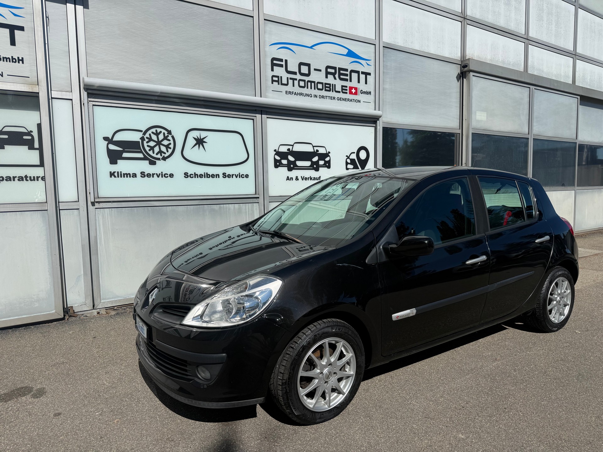 RENAULT Clio 1.2 16V Turbo Rip Curl-image-0