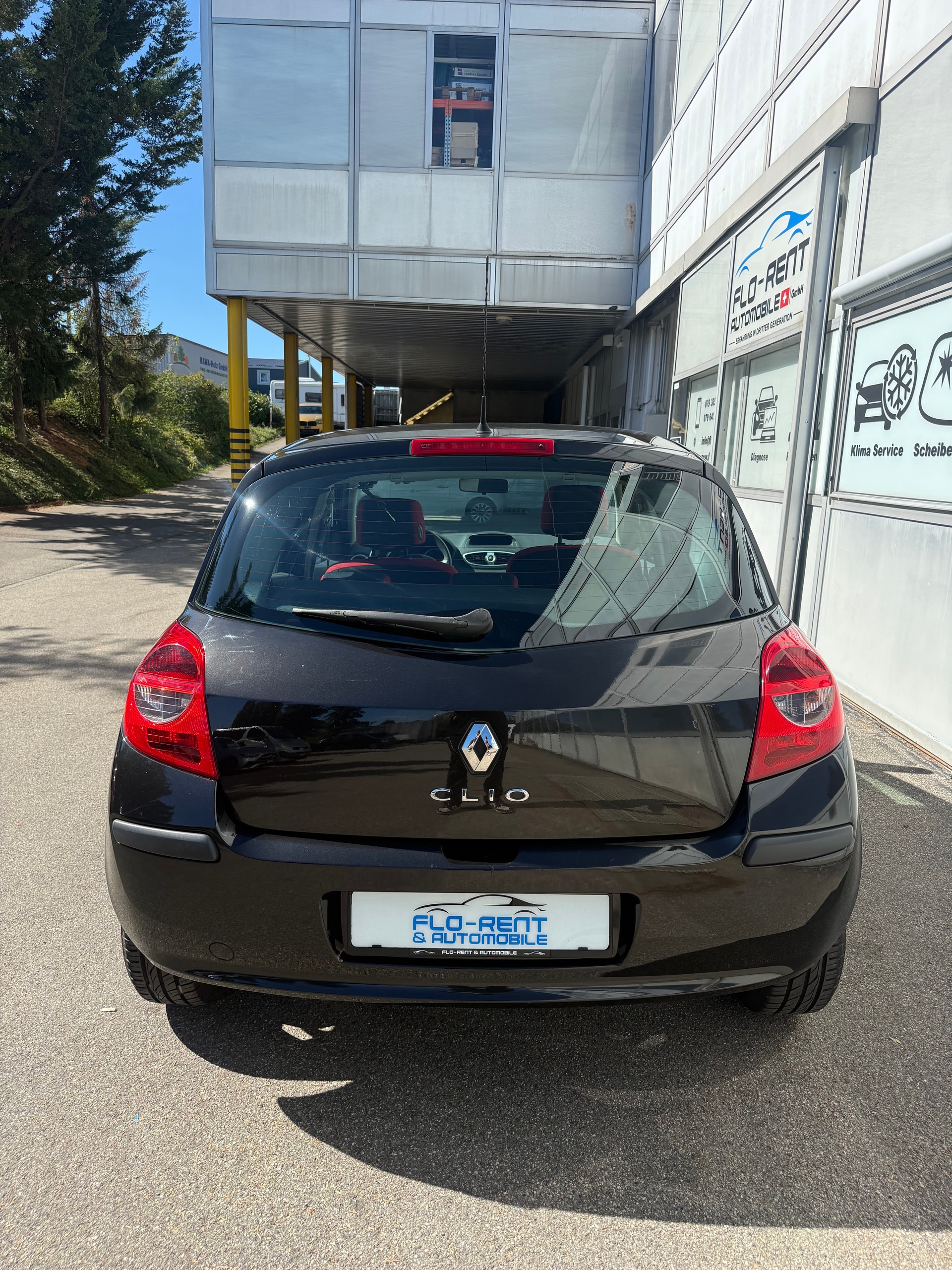 RENAULT Clio 1.2 16V Turbo Rip Curl-image-3