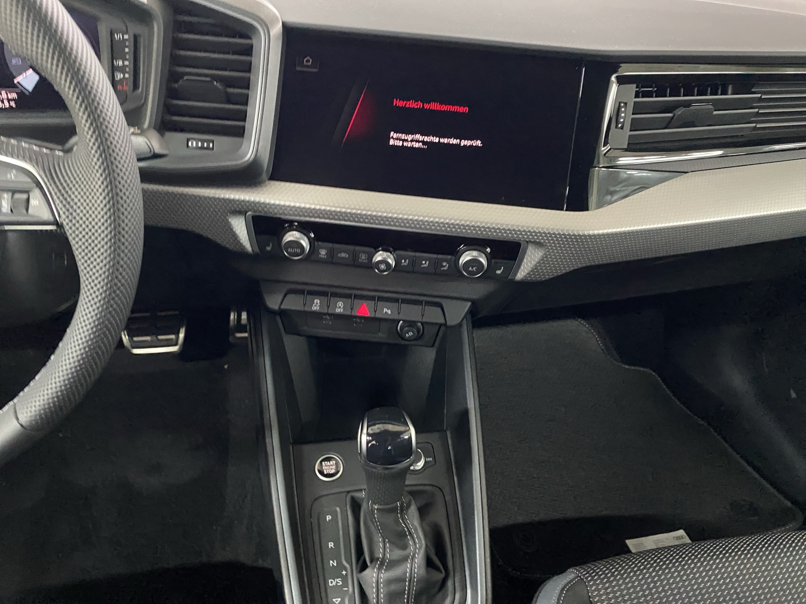 AUDI A1 Sportback 30 TFSI S-tronic-image-10