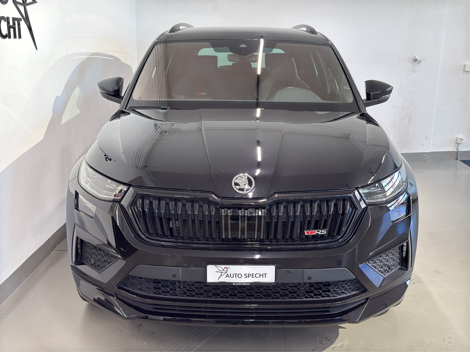 SKODA Kodiaq 2.0 TSI 4x4 RS-image-2