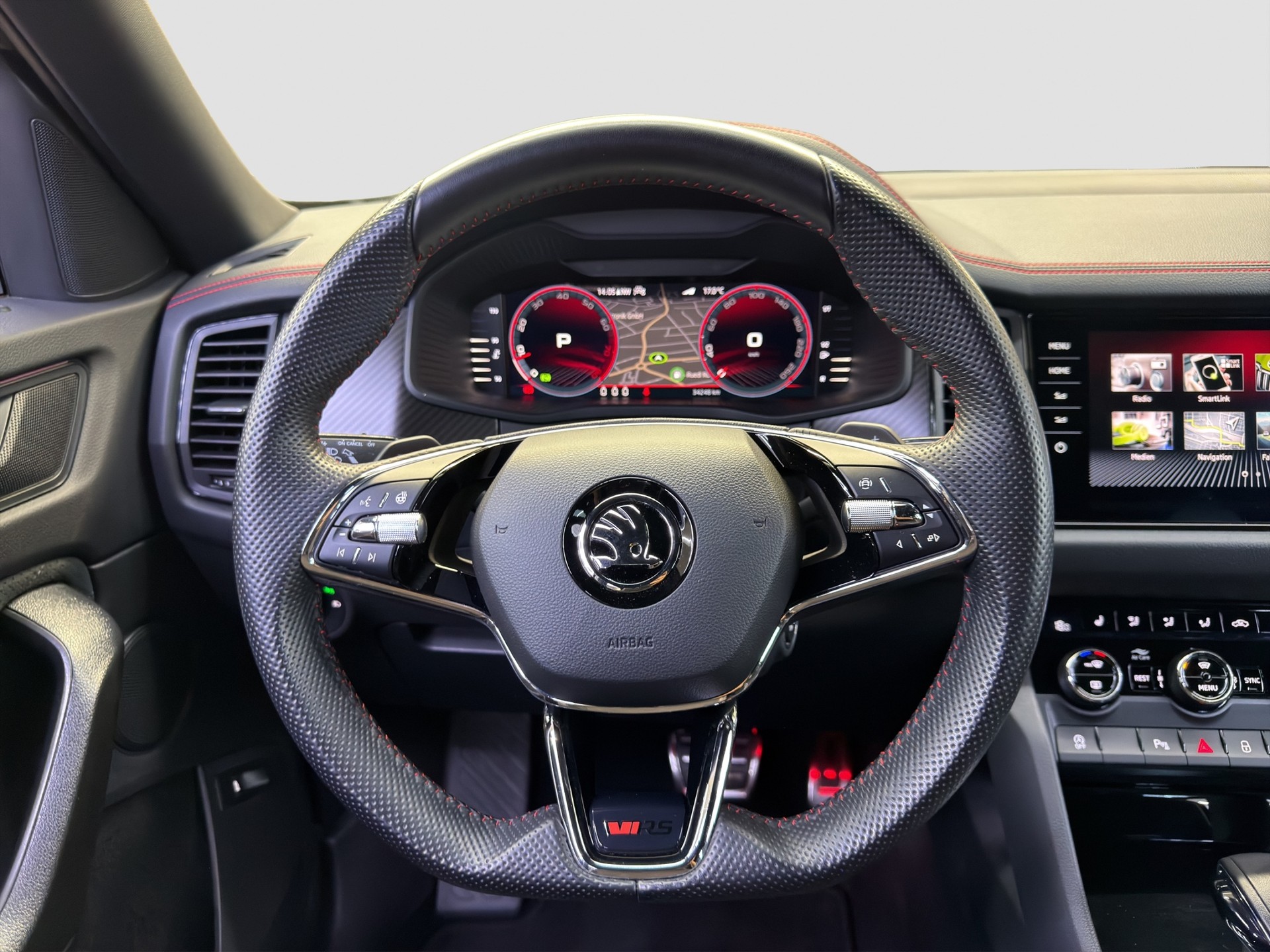SKODA Kodiaq 2.0 TSI 4x4 RS-image-9