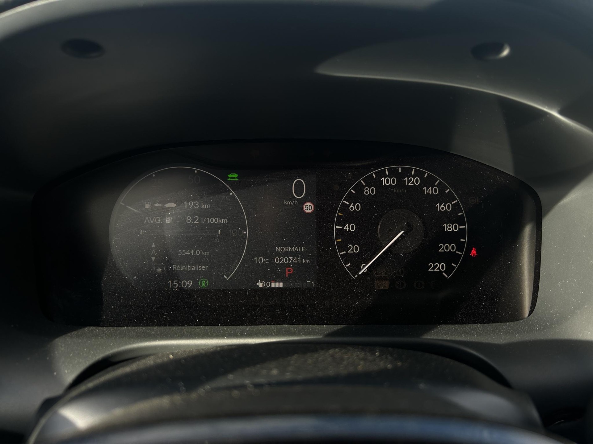 HONDA ZR-V 2.0 i-MMD Sport-image-12