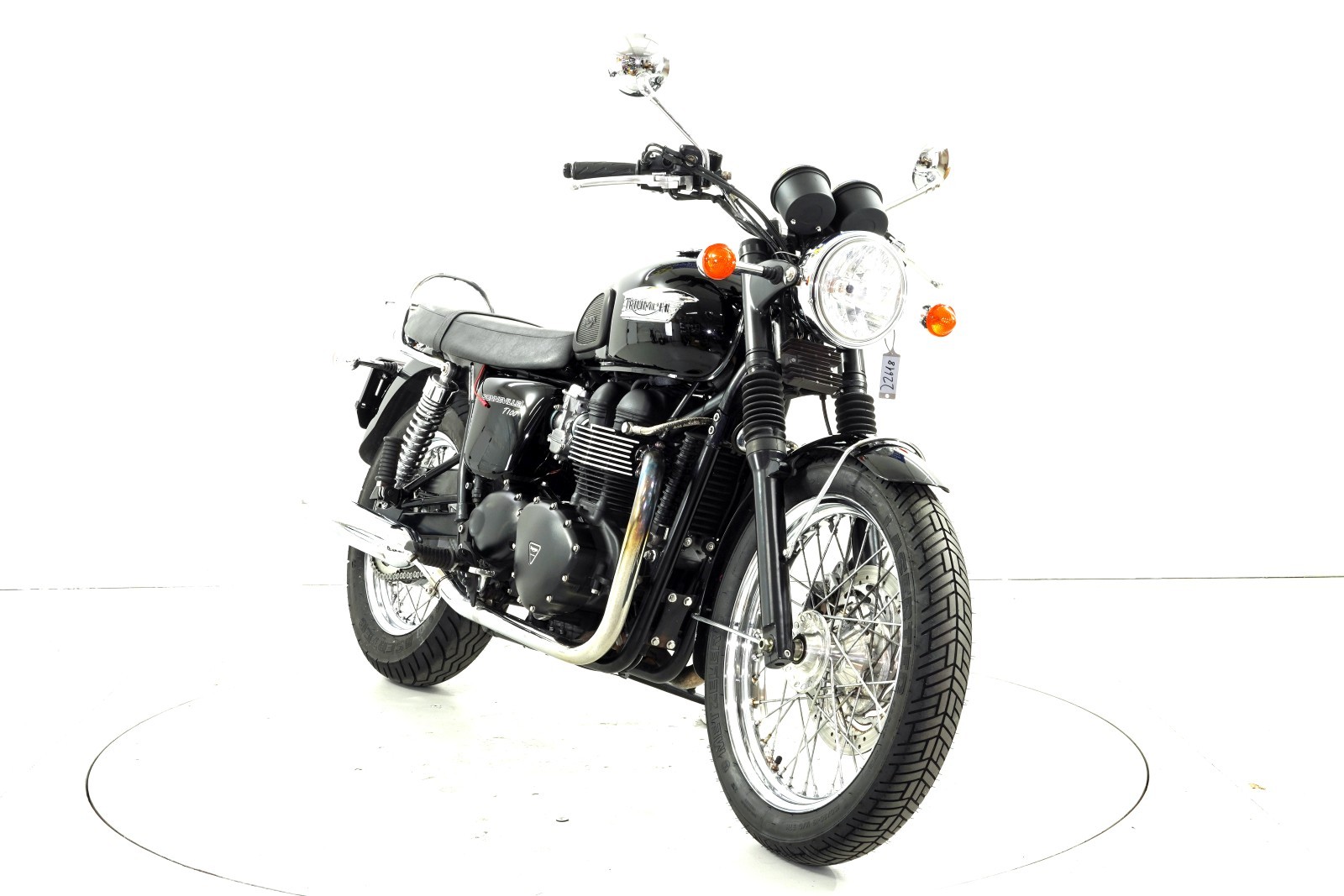 TRIUMPH Bonneville ABS-showroom-element-1
