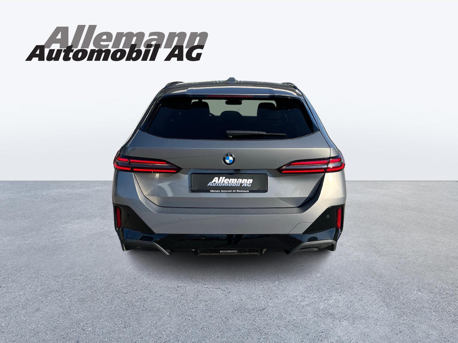BMW 540d xDrive Touring-image-4