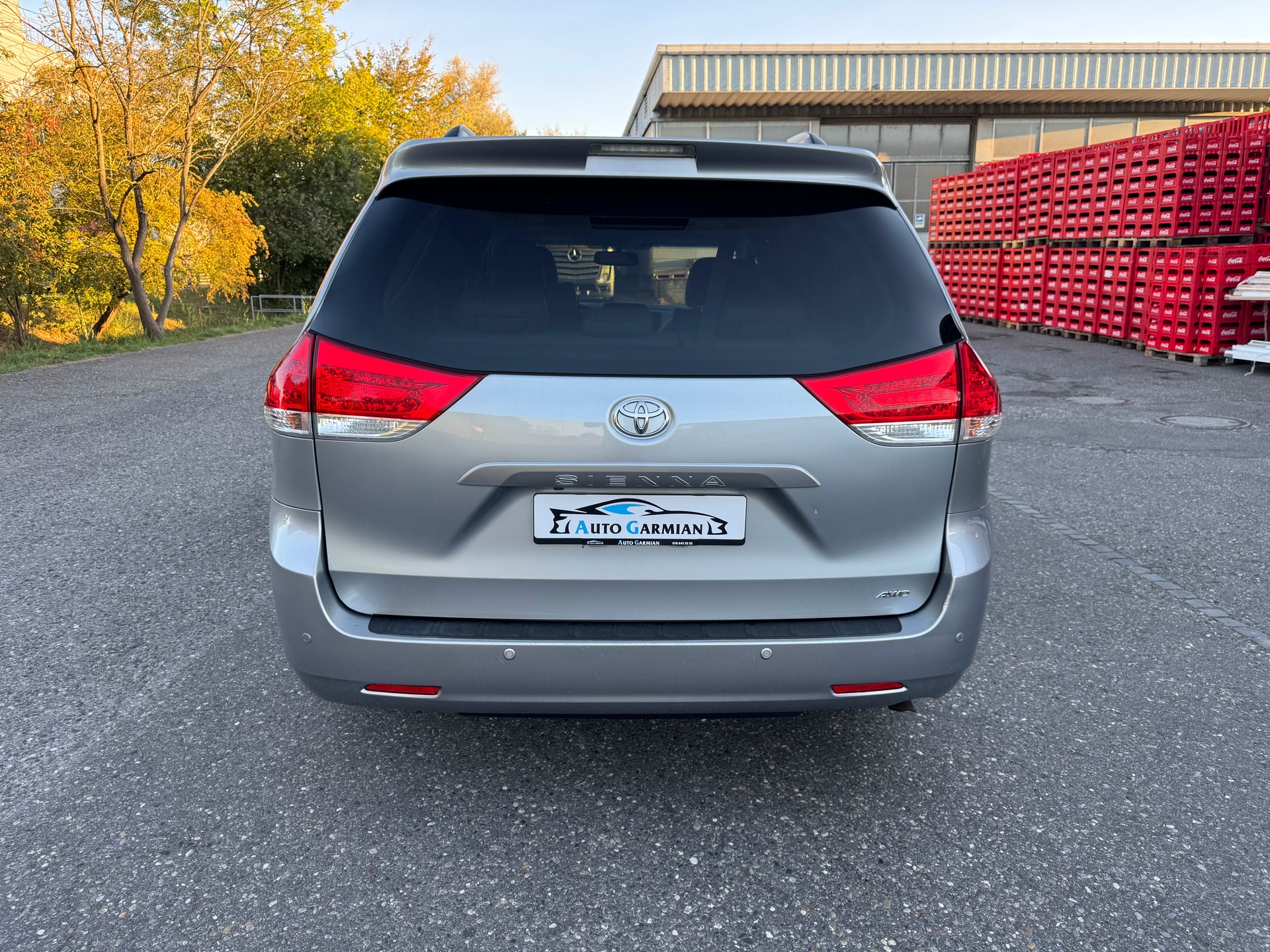 TOYOTA Sienna 3.5 A 4WD-image-3