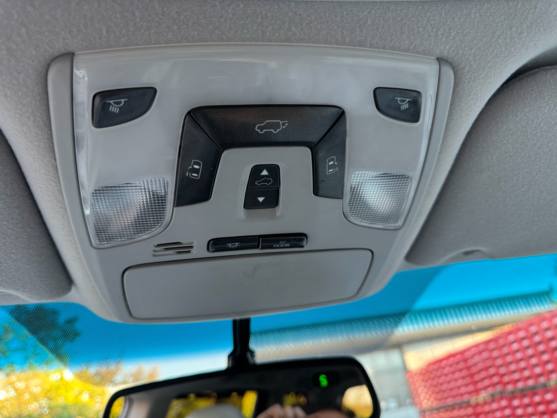 TOYOTA Sienna 3.5 A 4WD-image-26