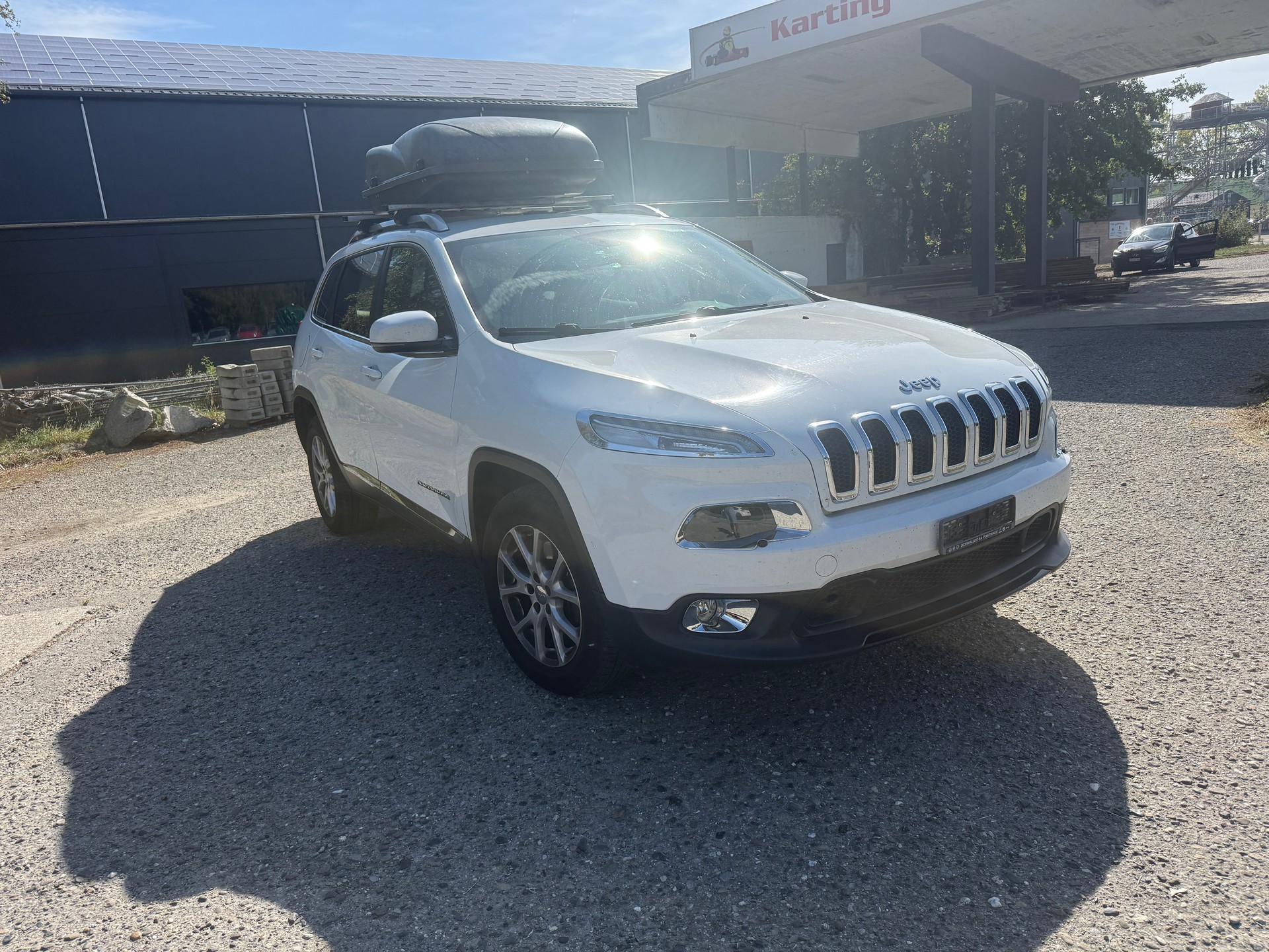 JEEP Cherokee 2.0TD Longitude Swiss Edition AWD 9ATX-image-1