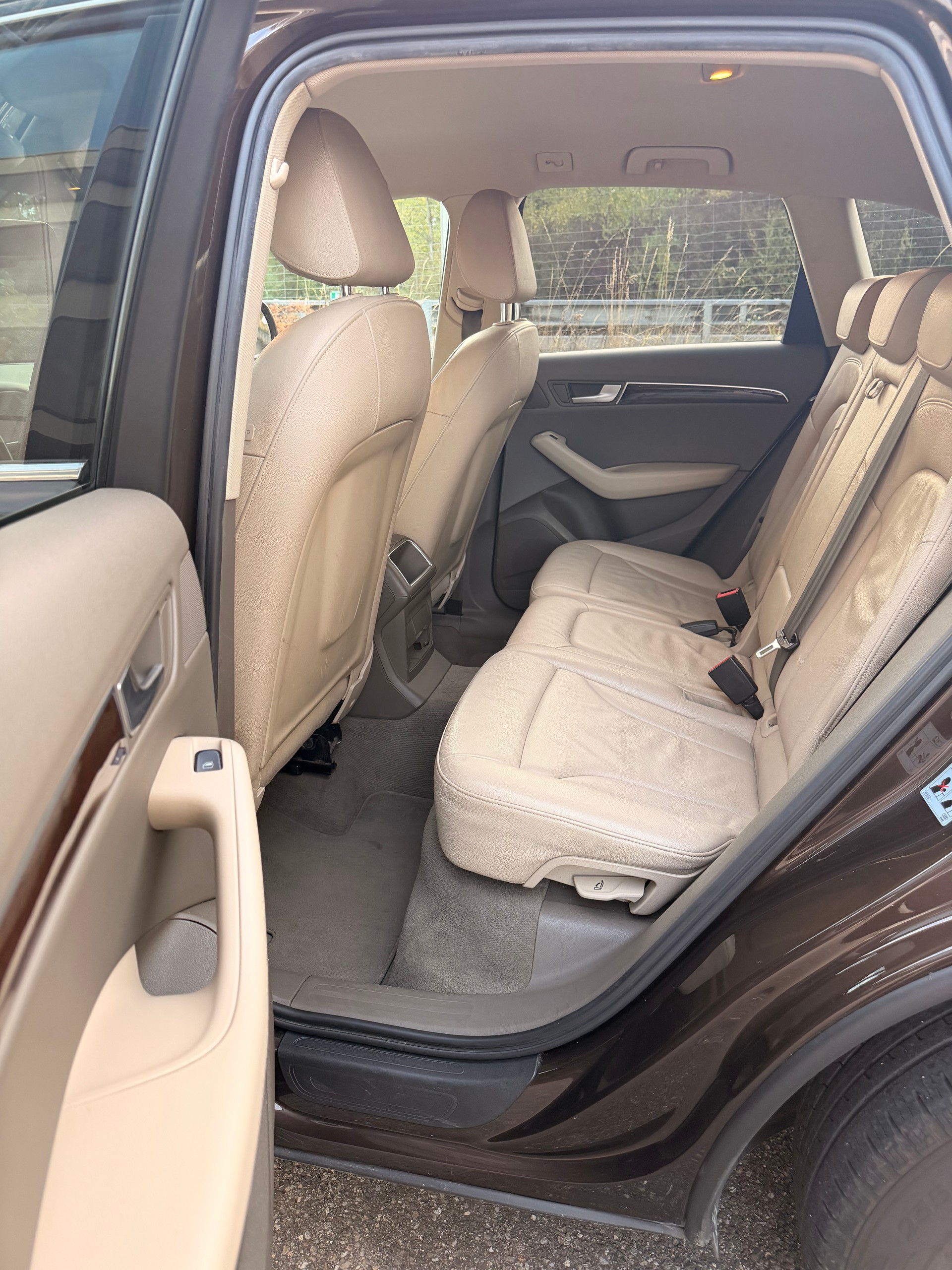 AUDI Q5 2.0 TDI quattro S-tronic-image-7