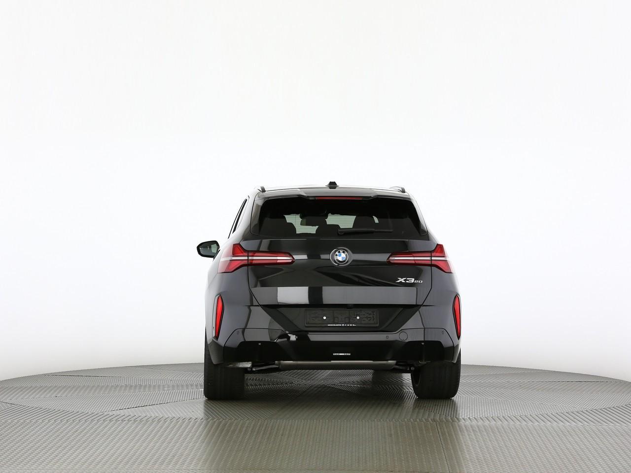 BMW X3 20i xDrive-image-10