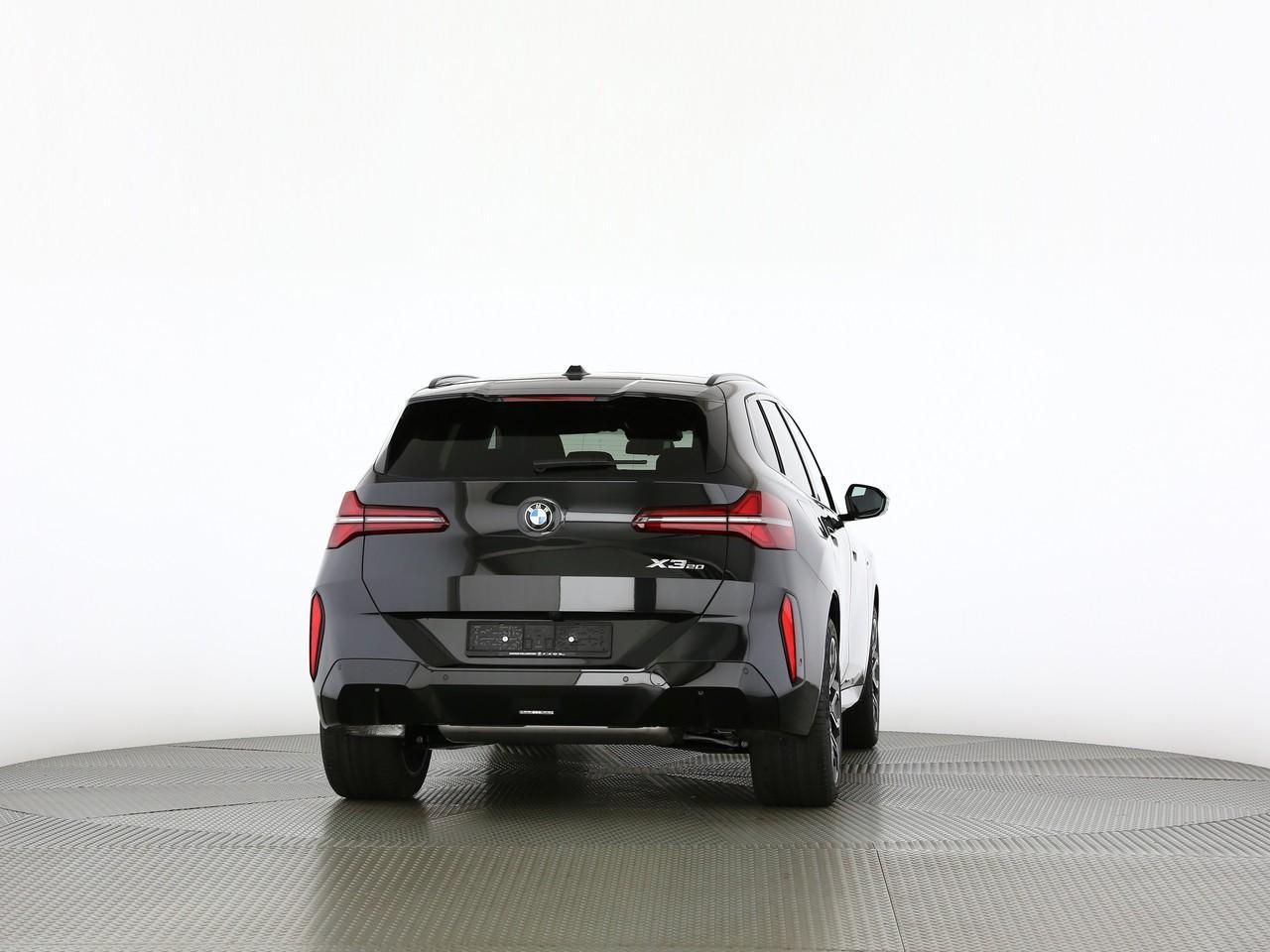 BMW X3 20i xDrive-image-11