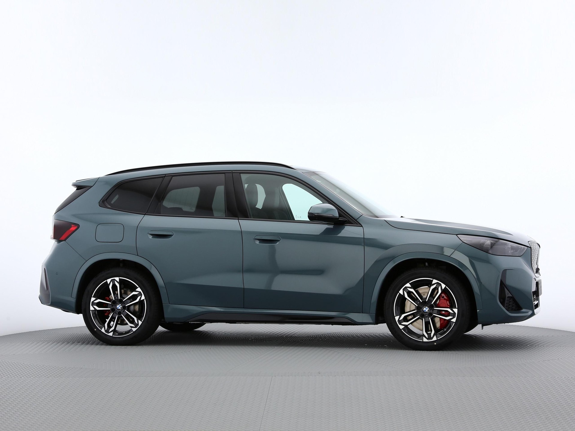 BMW iX1 U11 30 xDrive-image-21