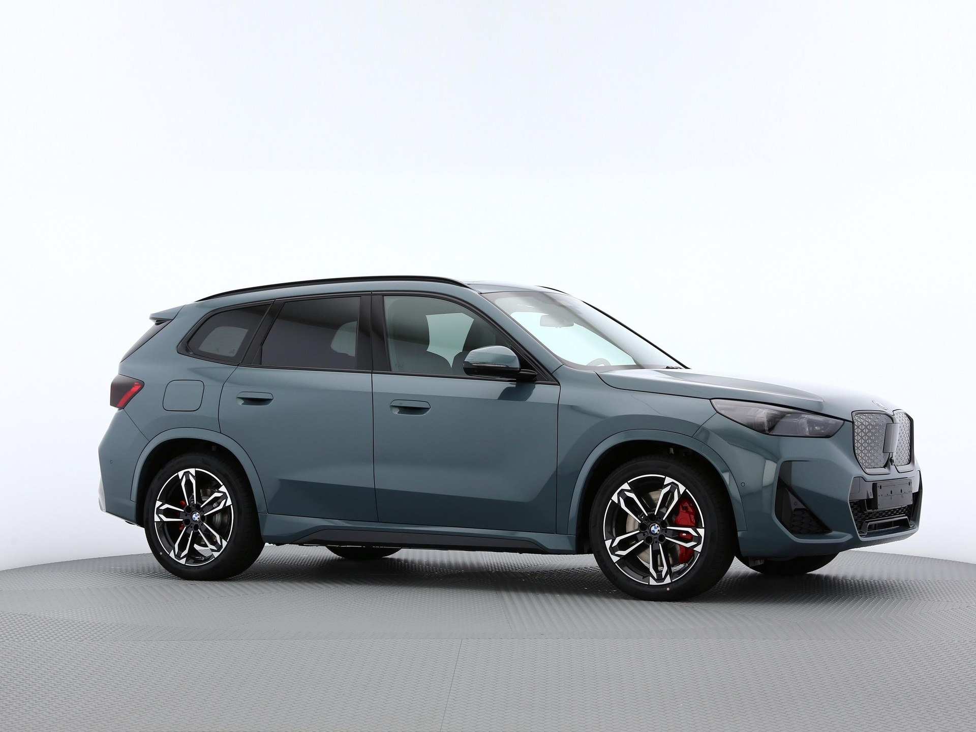 BMW iX1 U11 30 xDrive-image-22