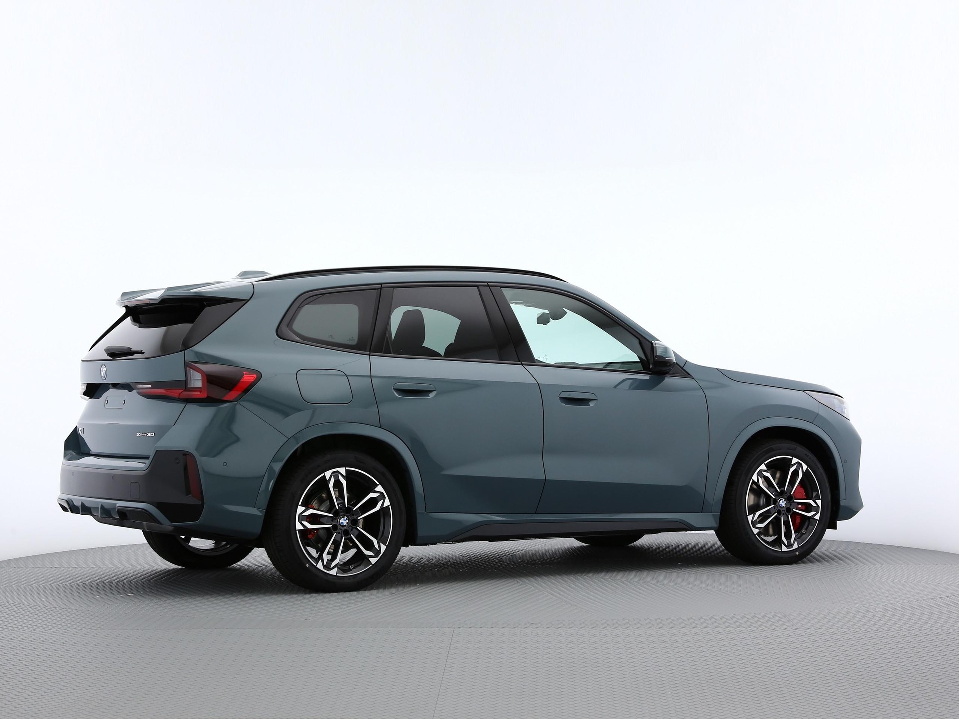 BMW iX1 U11 30 xDrive-image-18