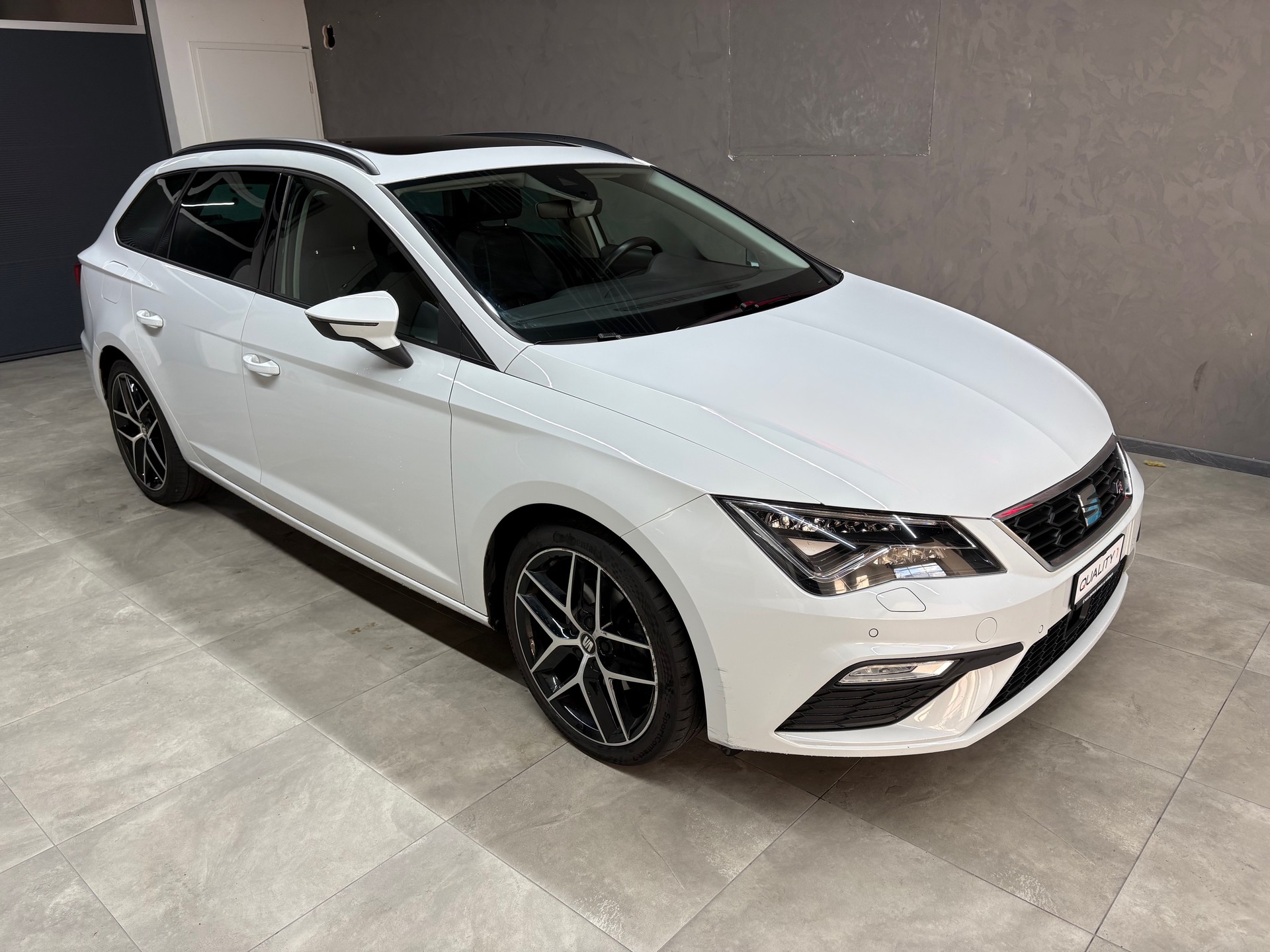 SEAT Leon ST 1.4 TSI ACT FR DSG-image-1