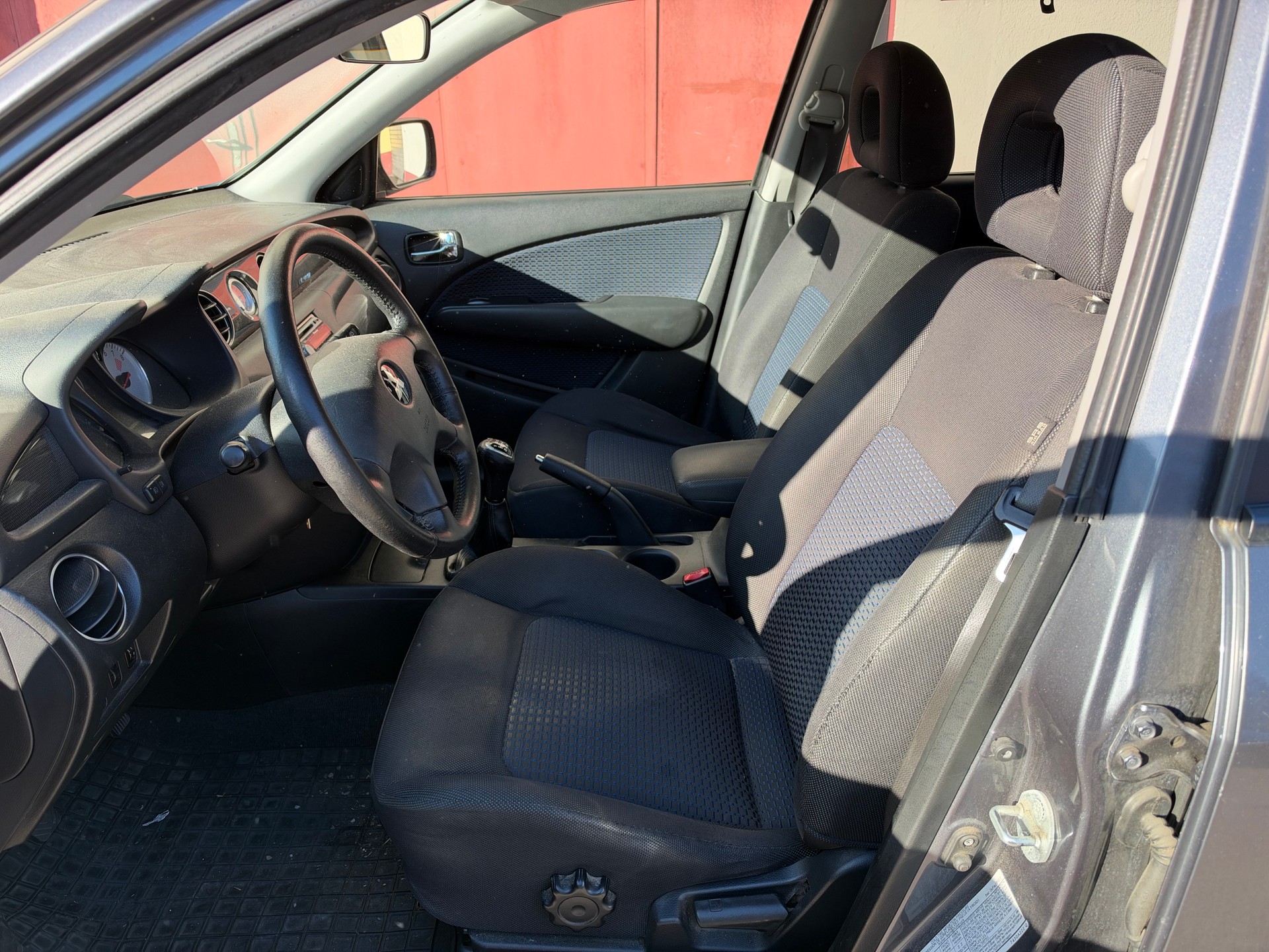 MITSUBISHI Outlander 2.0 16V Celebration 30-image-7