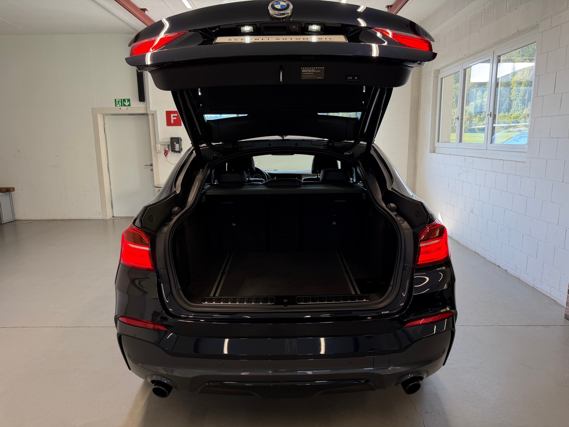 BMW X4 M 40i Steptronic-image-15
