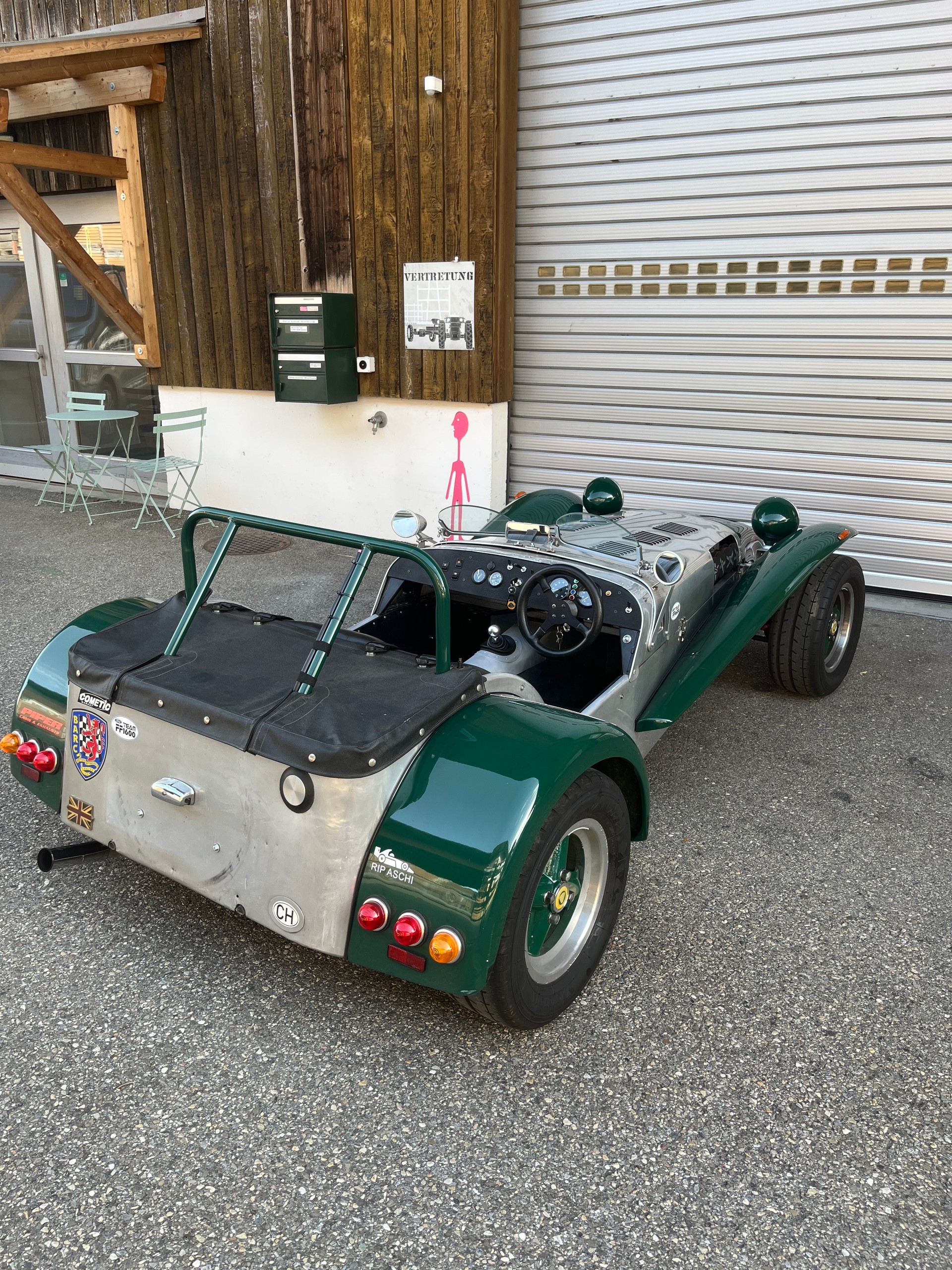 CATERHAM 1600-image-9