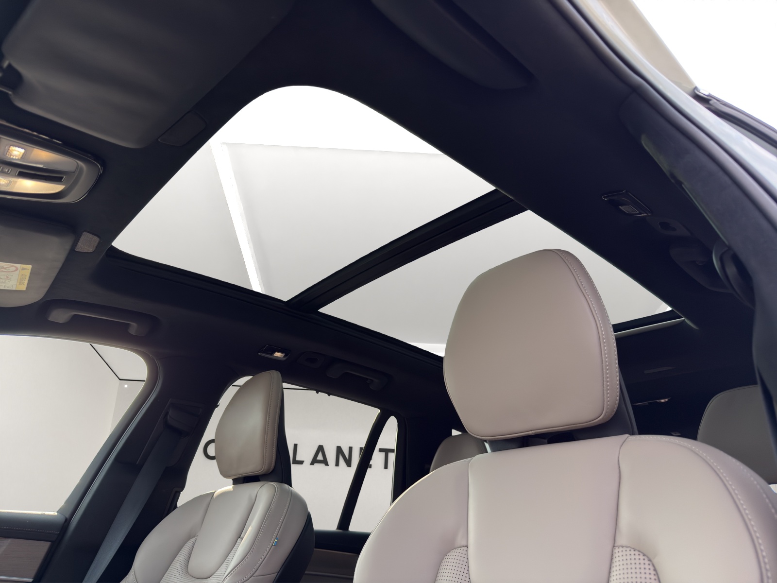 VOLVO XC90 2.0 T8 TE Ultra Bright eAWD .-image-12